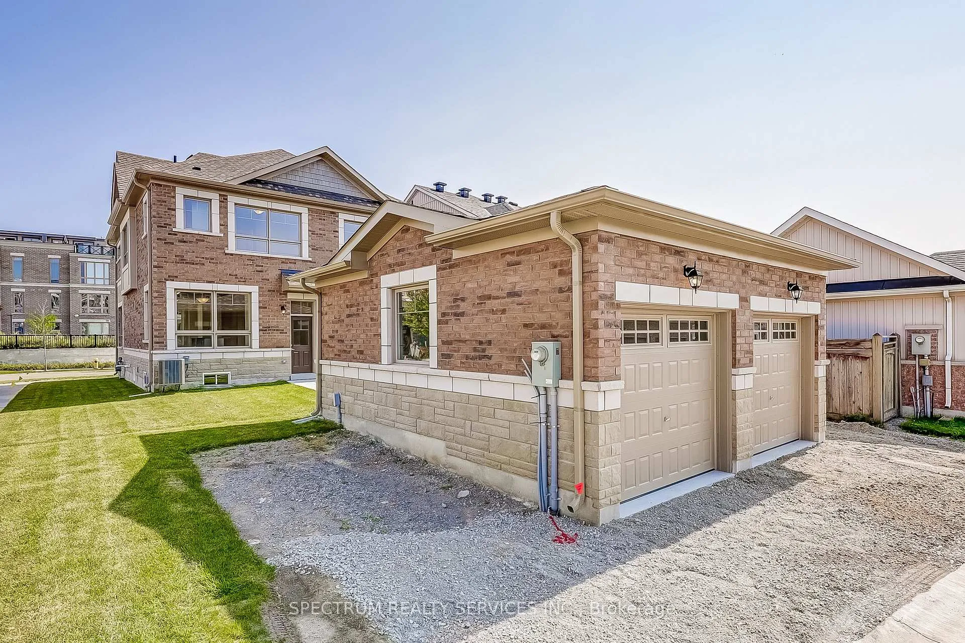 Photo 35 of 38 Lindcrest Manor, Markham, Cornell — HOMEH