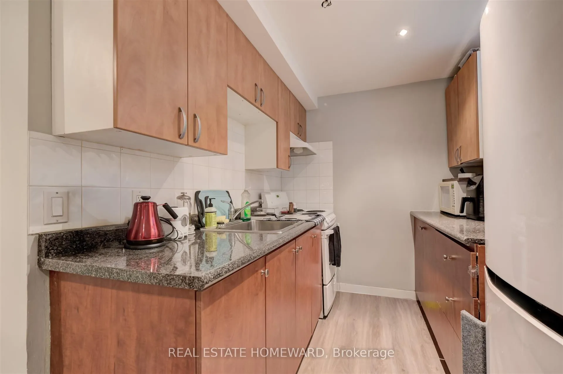 Photo 24 of 167 Wineva Avenue, Toronto, The Beaches — HOMEH