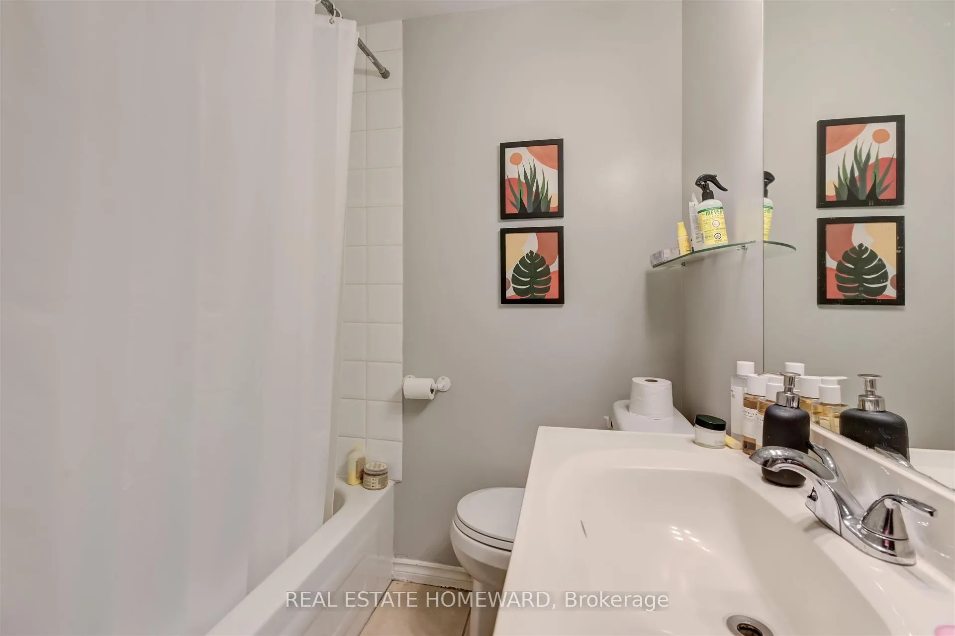 Photo 27 of 167 Wineva Avenue, Toronto, The Beaches — HOMEH