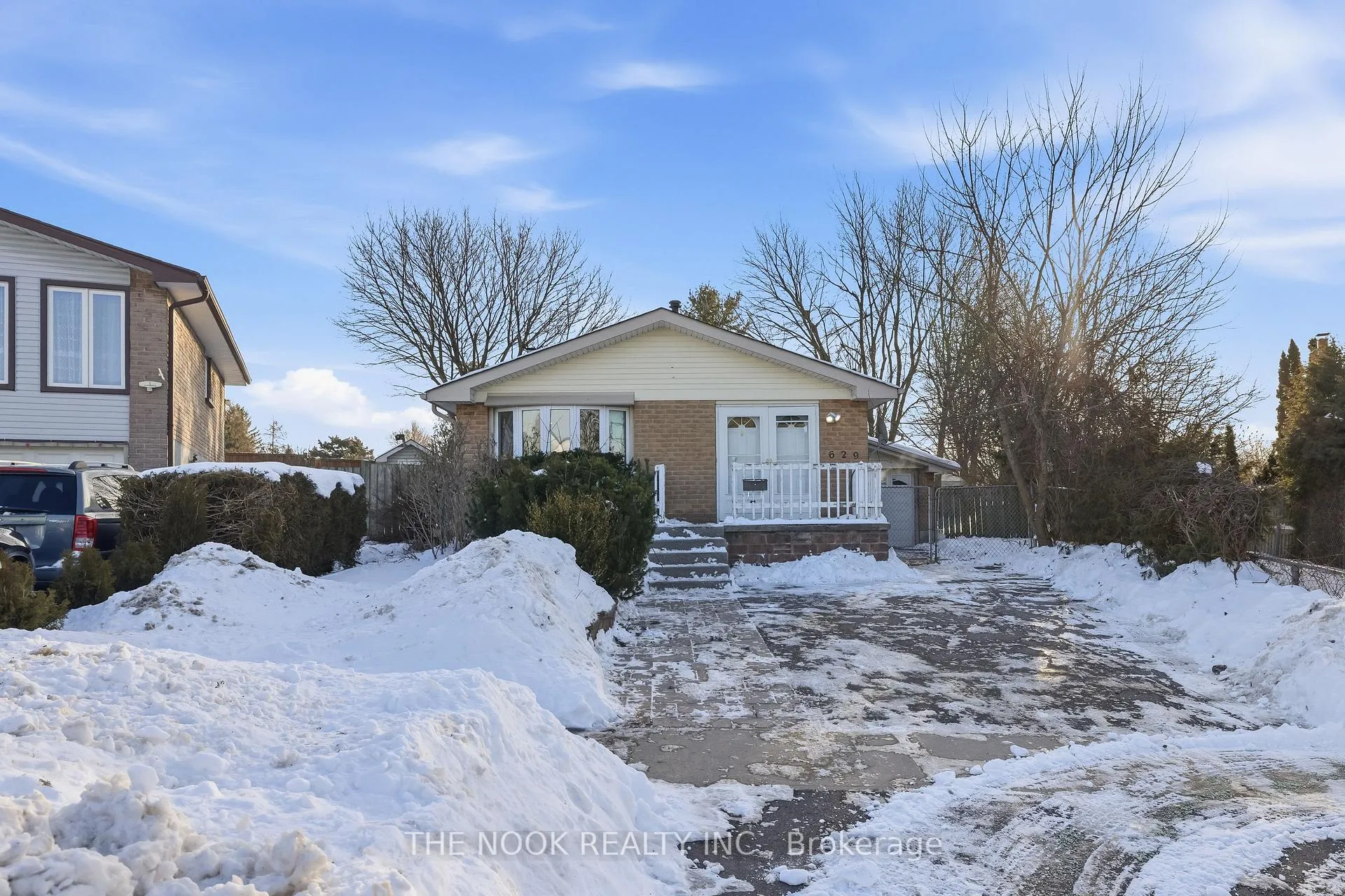 Photo 1 of 629 Capilano Crescent, Oshawa, Donevan — HOMEH
