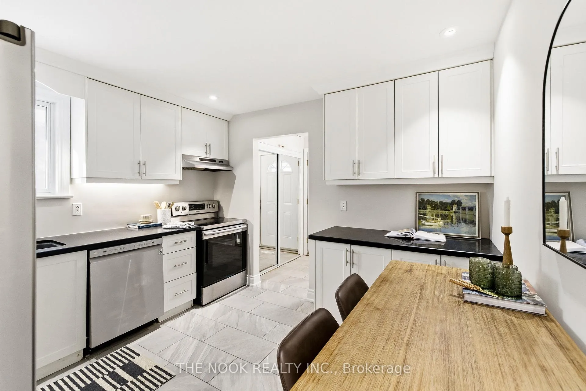Photo 12 of 629 Capilano Crescent, Oshawa, Donevan — HOMEH