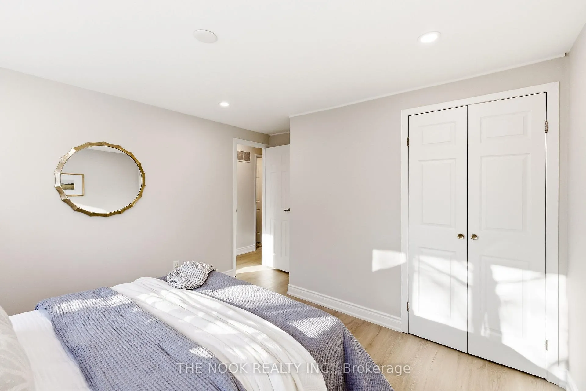 Photo 17 of 629 Capilano Crescent, Oshawa, Donevan — HOMEH