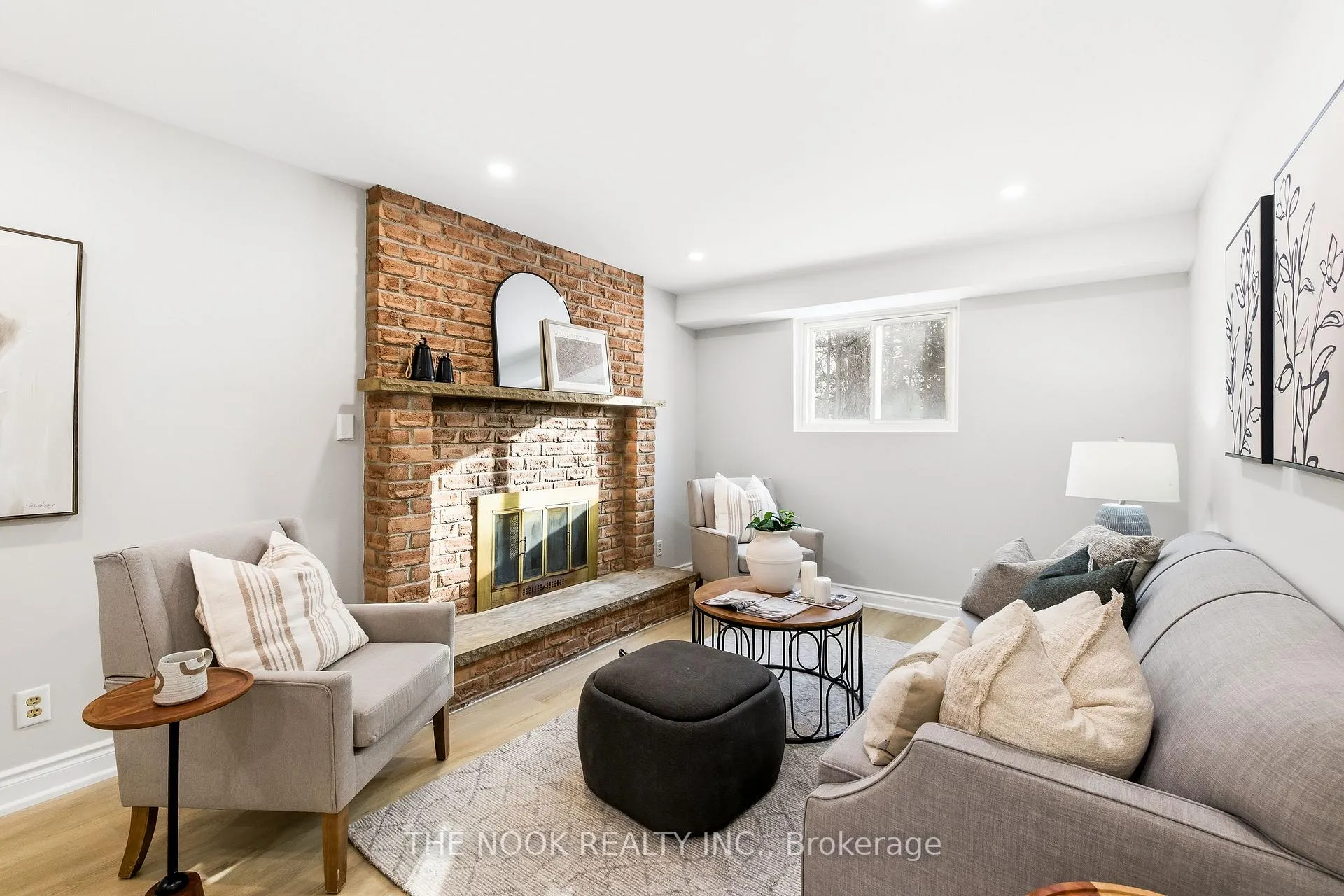 Photo 28 of 629 Capilano Crescent, Oshawa, Donevan — HOMEH