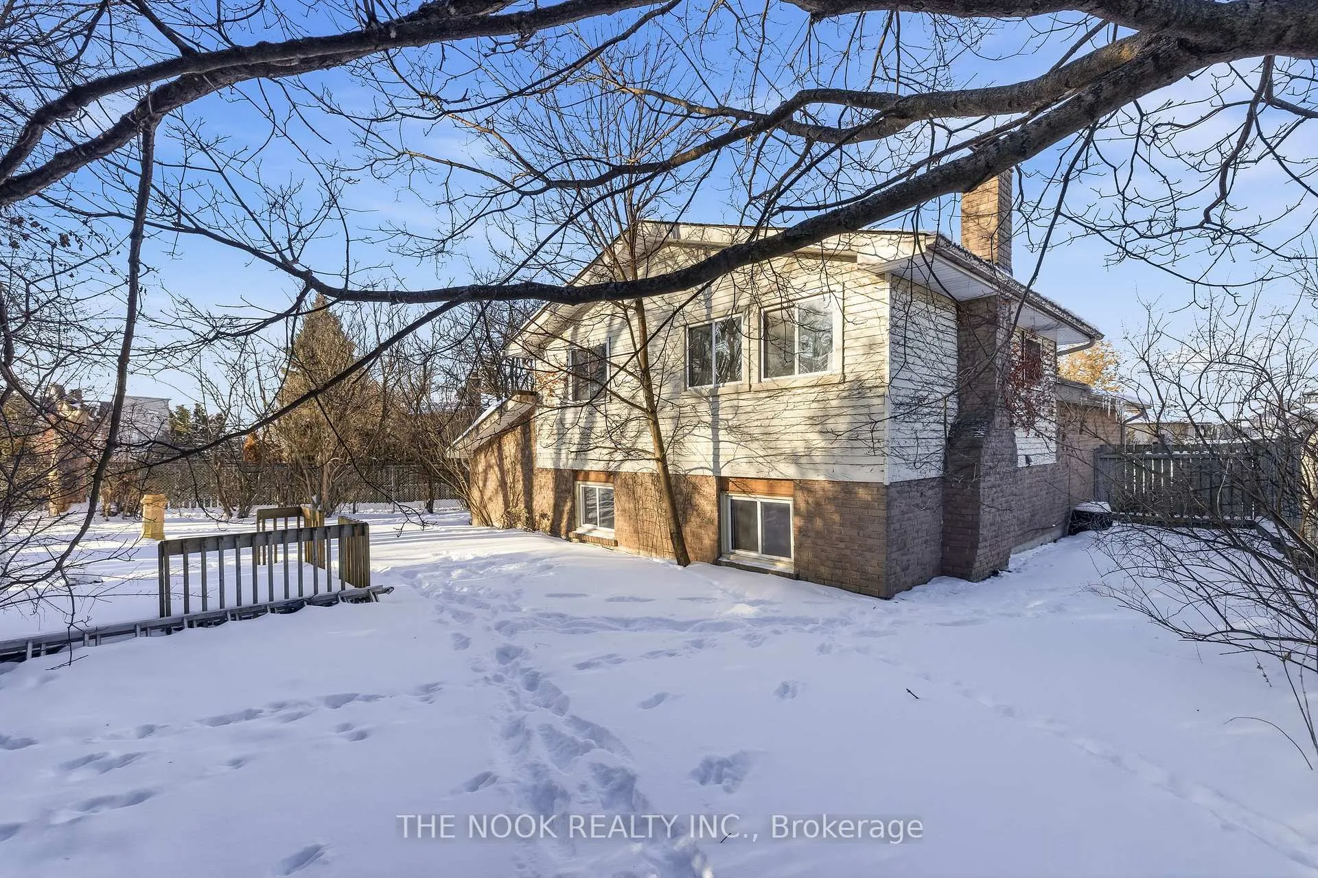 Photo 44 of 629 Capilano Crescent, Oshawa, Donevan — HOMEH