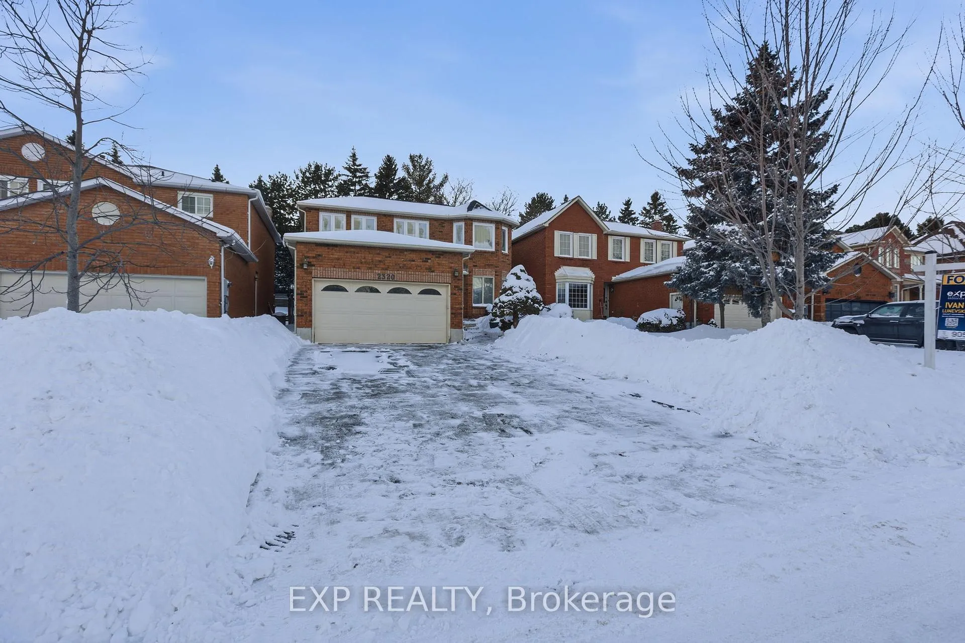 Photo 2 of 2320 Meriadoc Drive, Pickering, Brock Ridge — HOMEH
