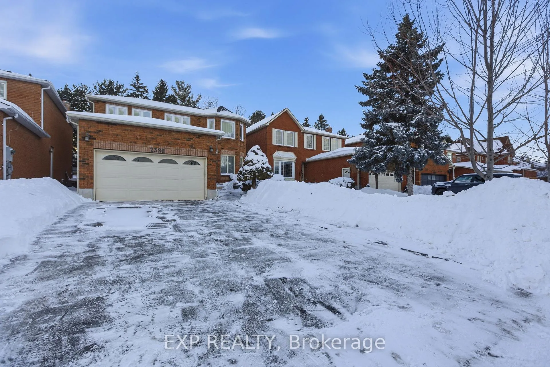 Photo 3 of 2320 Meriadoc Drive, Pickering, Brock Ridge — HOMEH