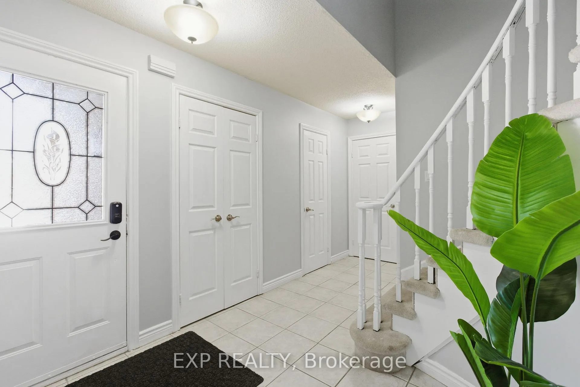 Photo 5 of 2320 Meriadoc Drive, Pickering, Brock Ridge — HOMEH
