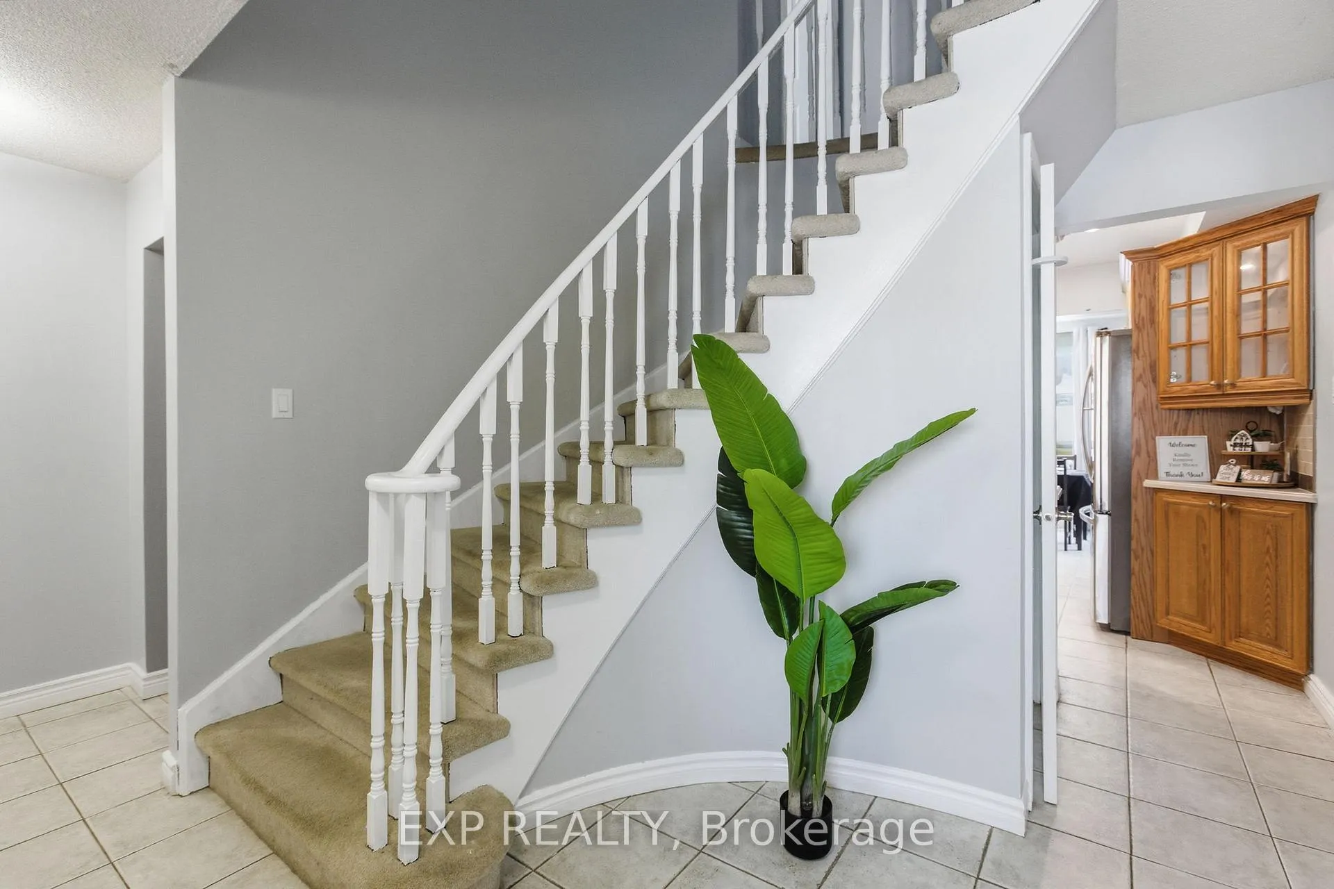 Photo 6 of 2320 Meriadoc Drive, Pickering, Brock Ridge — HOMEH