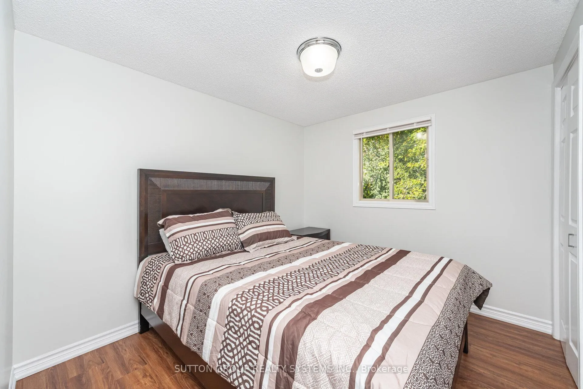 Photo 21 of 324 Ironwood Road, Guelph, Kortright West — HOMEH