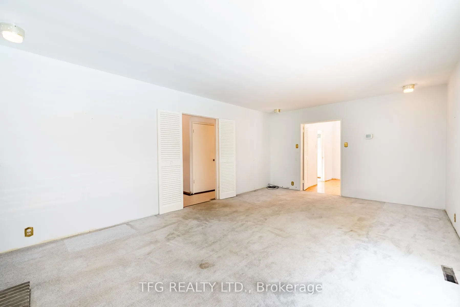 Photo 8 of 12 Arlene Crescent, Scarborough, Bendale — HOMEH