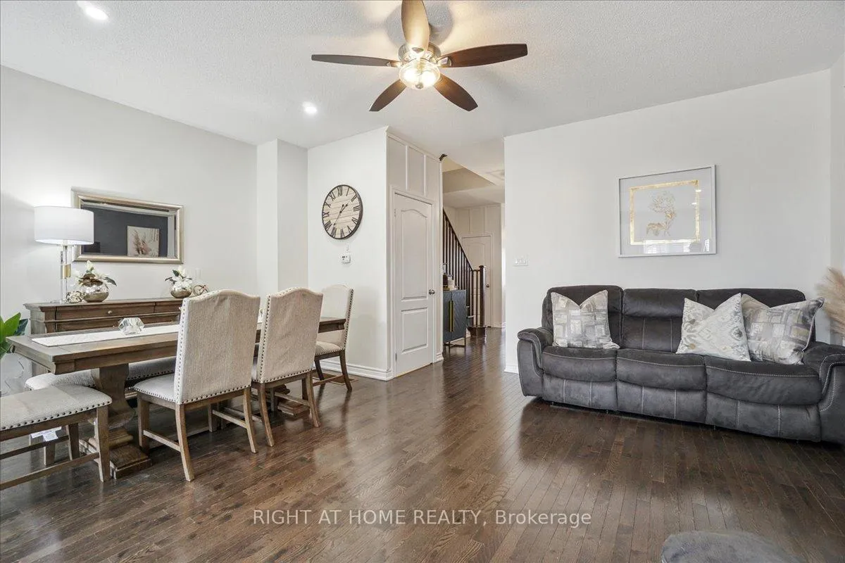 Photo 8 of 1213 Peelar Crescent, Innisfil, Lefroy — HOMEH