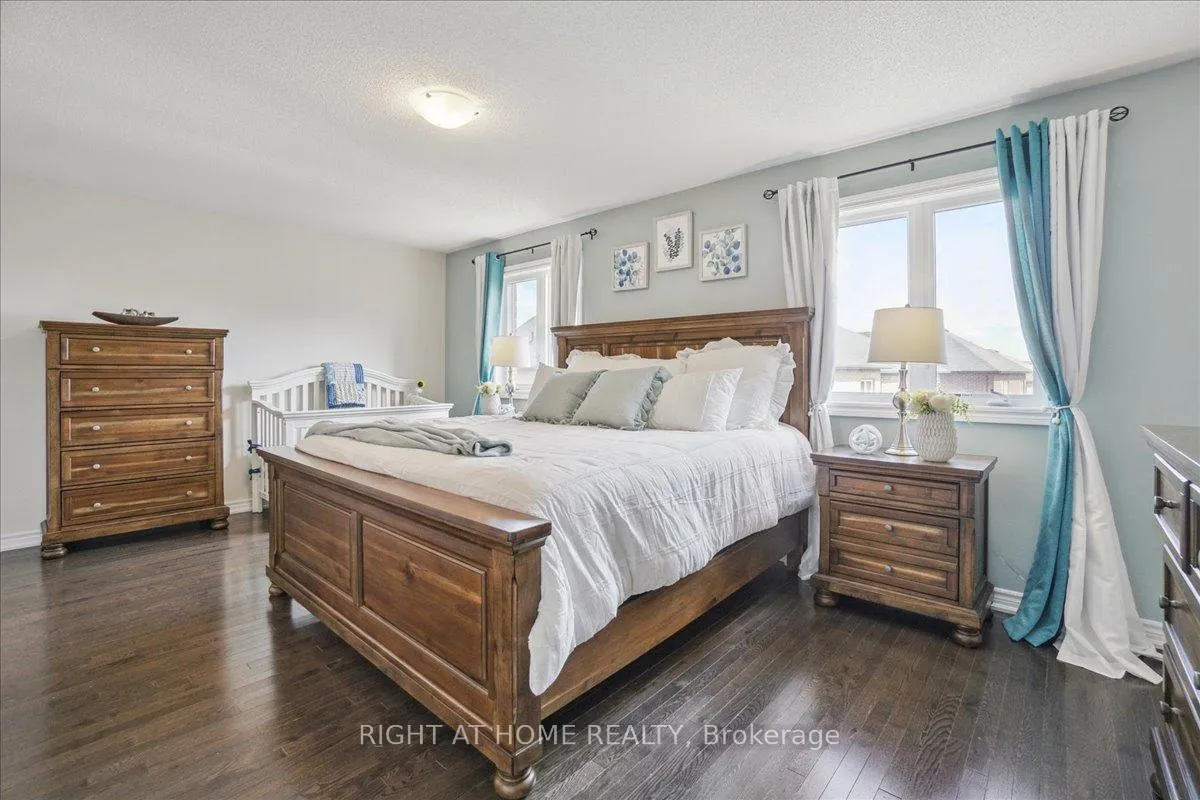Photo 18 of 1213 Peelar Crescent, Innisfil, Lefroy — HOMEH