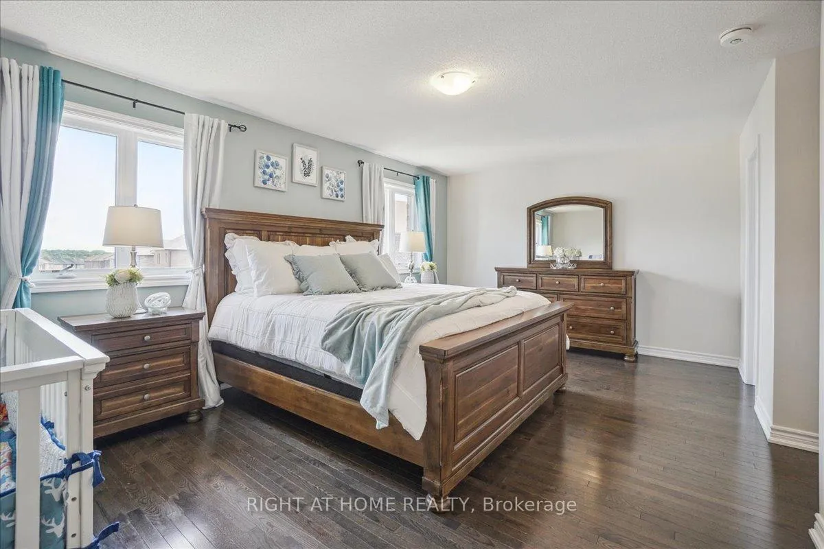 Photo 19 of 1213 Peelar Crescent, Innisfil, Lefroy — HOMEH