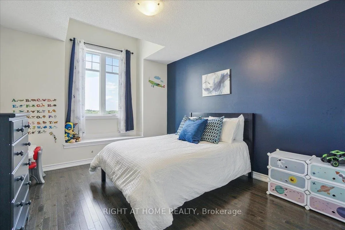 Photo 24 of 1213 Peelar Crescent, Innisfil, Lefroy — HOMEH