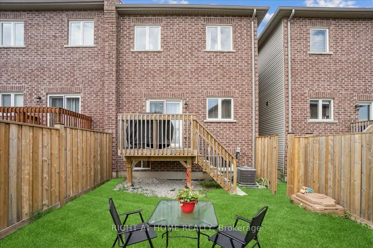 Photo 38 of 1213 Peelar Crescent, Innisfil, Lefroy — HOMEH