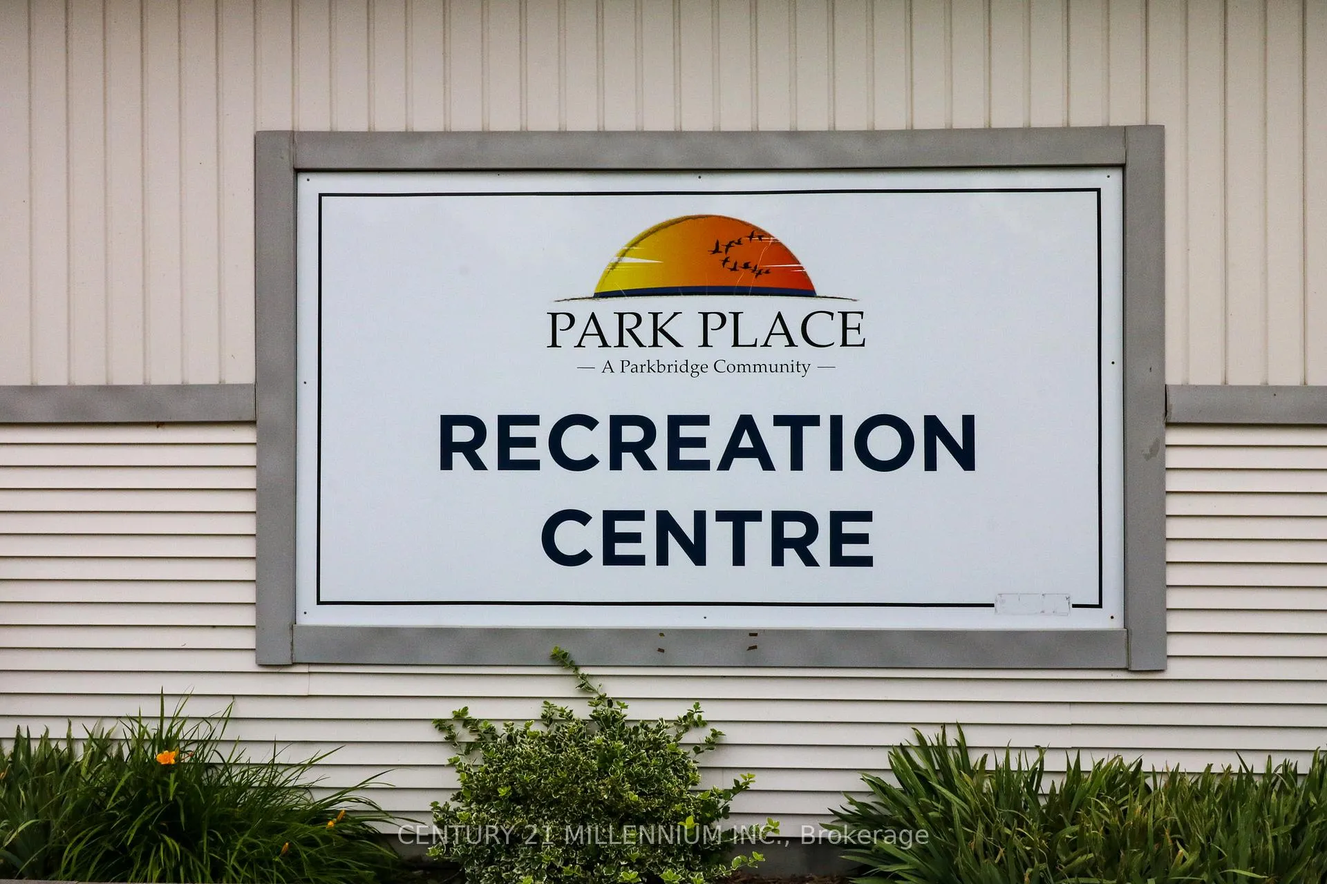 Photo 17 of 60 Pennsylvania Avenue, Wasaga Beach — HOMEH
