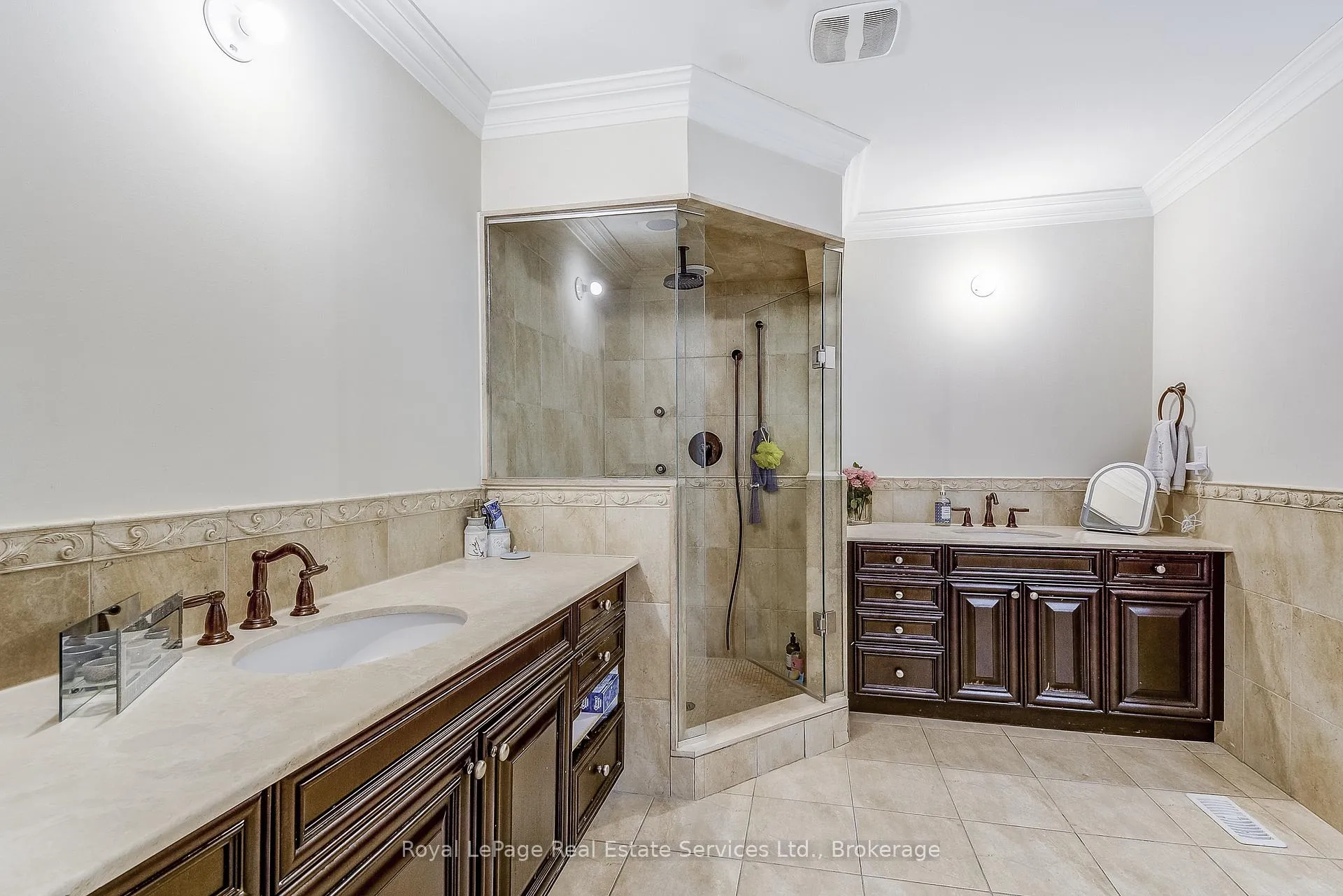 Photo 25 of 2331 Rideau Drive, Oakville, Joshua Creek — HOMEH