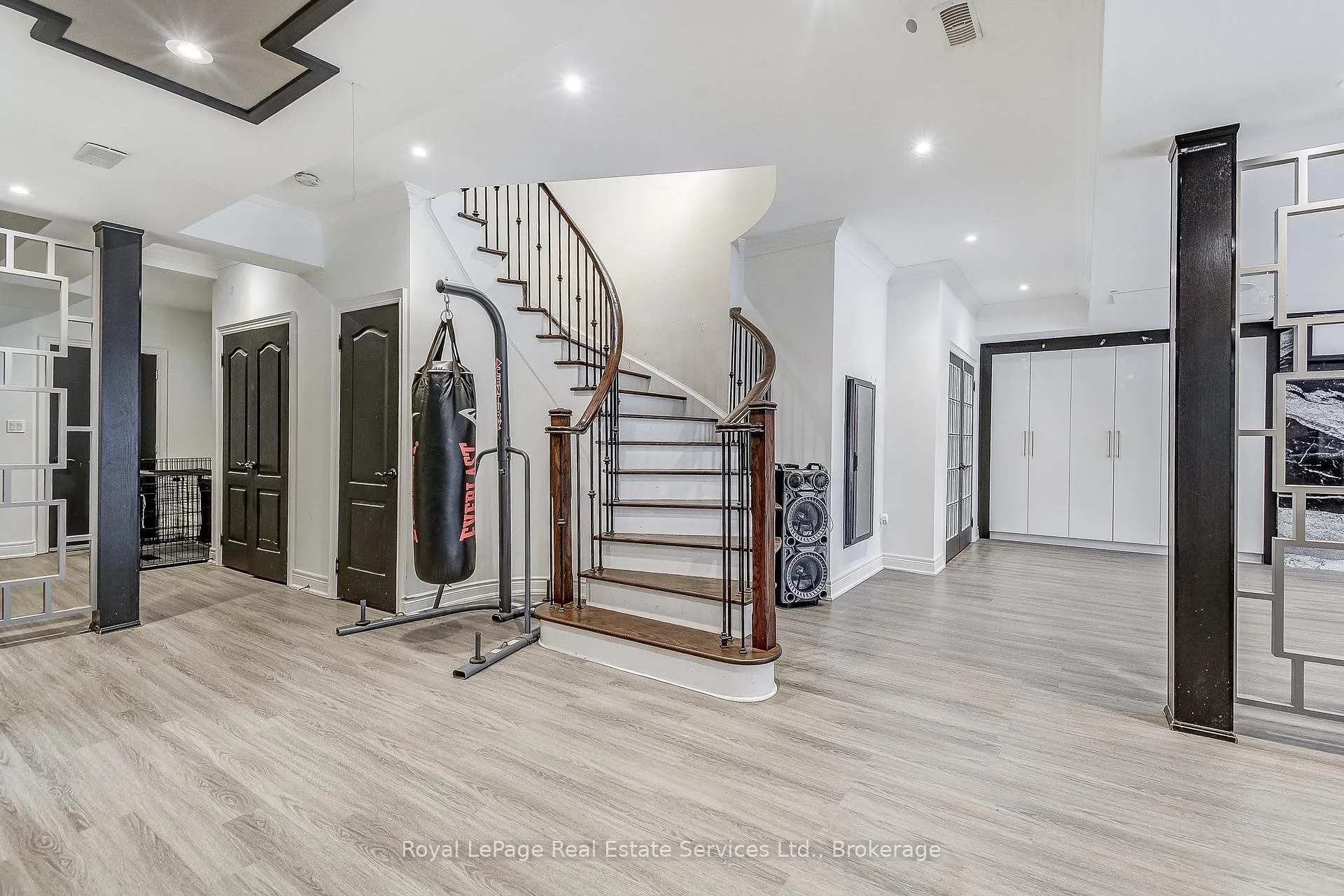 Photo 34 of 2331 Rideau Drive, Oakville, Joshua Creek — HOMEH