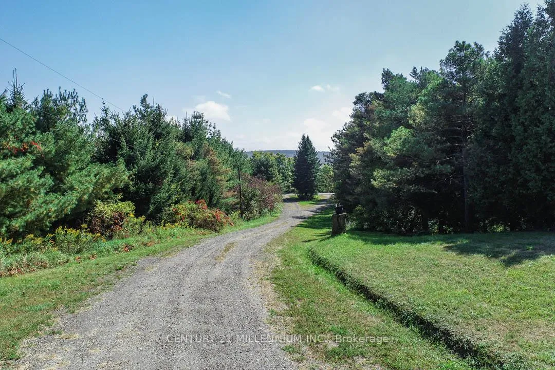Photo 9 of 2180 Highpoint Side Road, Caledon, Rural Caledon — HOMEH