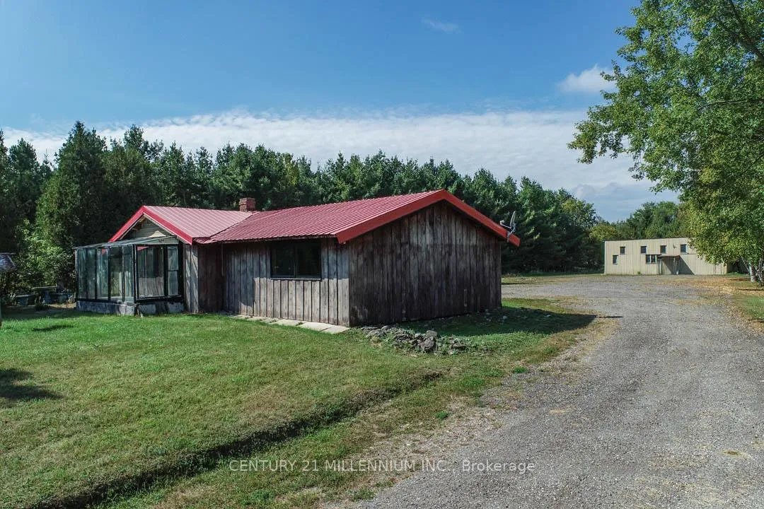 Photo 11 of 2180 Highpoint Side Road, Caledon, Rural Caledon — HOMEH