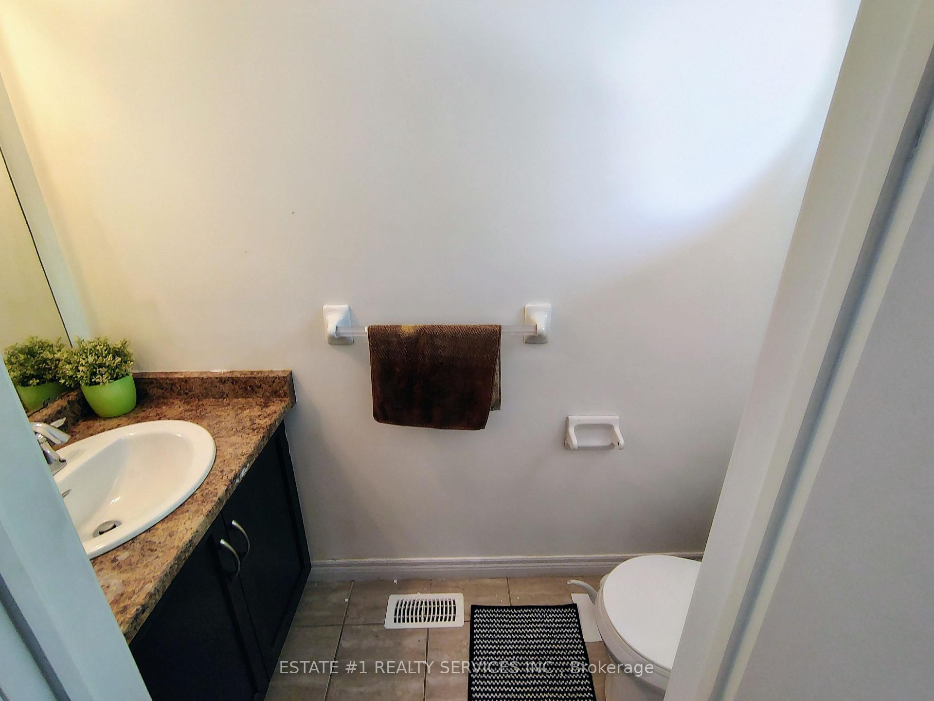 Photo 11 of Unit 48, 8 Lakelawn Rd, Grimsby, Grimsby Beach — HOMEH