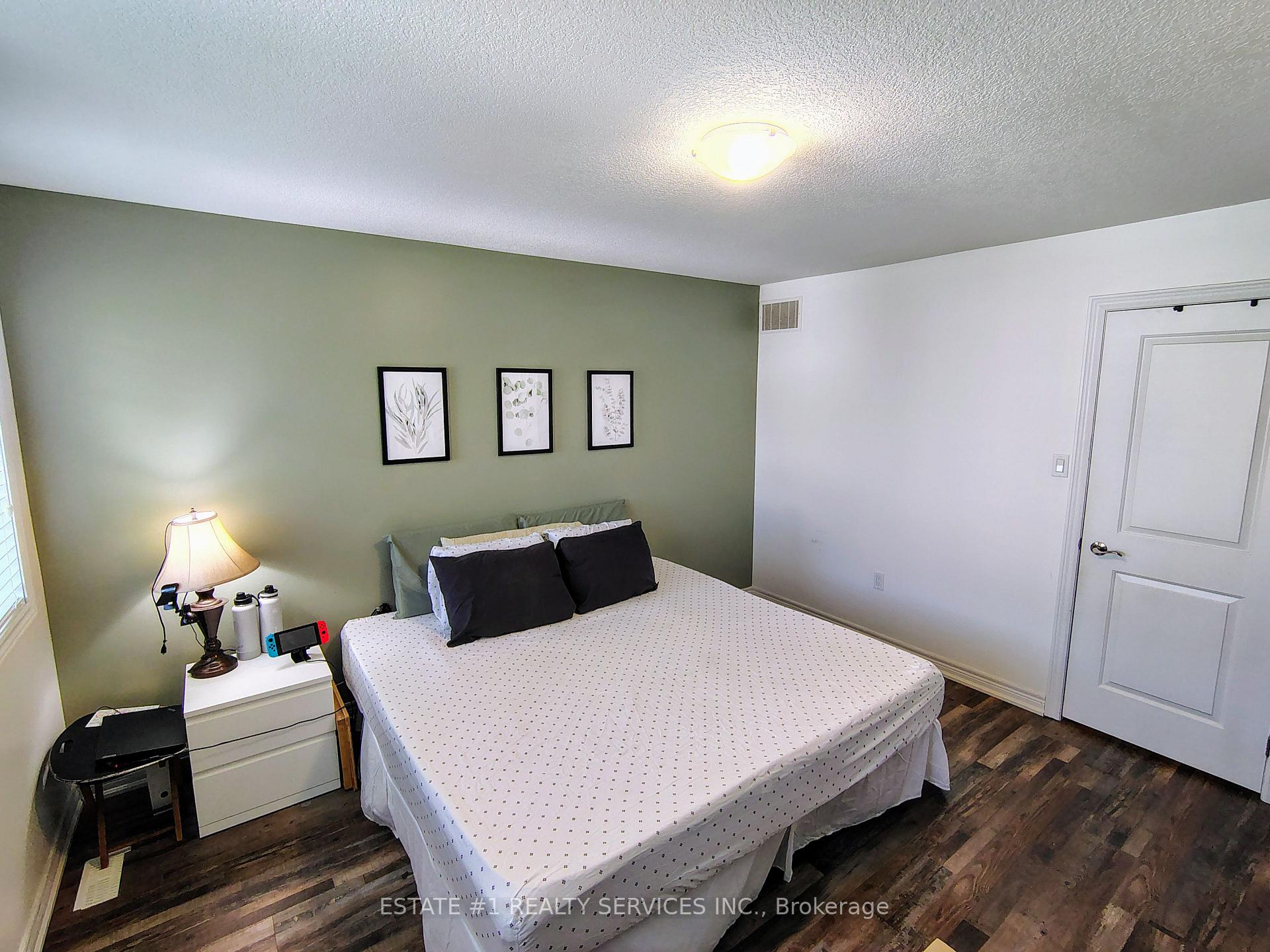Photo 13 of Unit 48, 8 Lakelawn Rd, Grimsby, Grimsby Beach — HOMEH