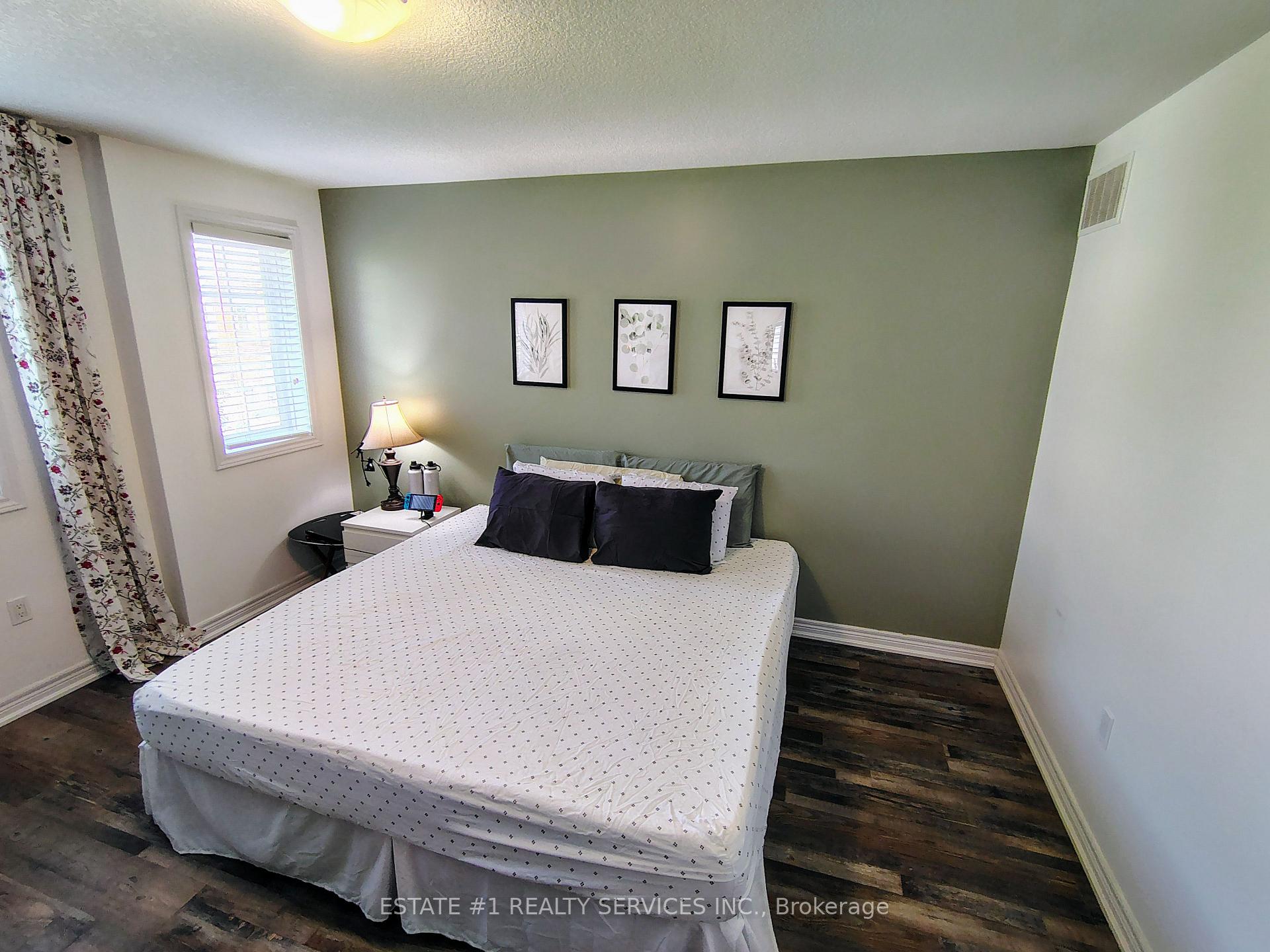 Photo 14 of Unit 48, 8 Lakelawn Rd, Grimsby, Grimsby Beach — HOMEH