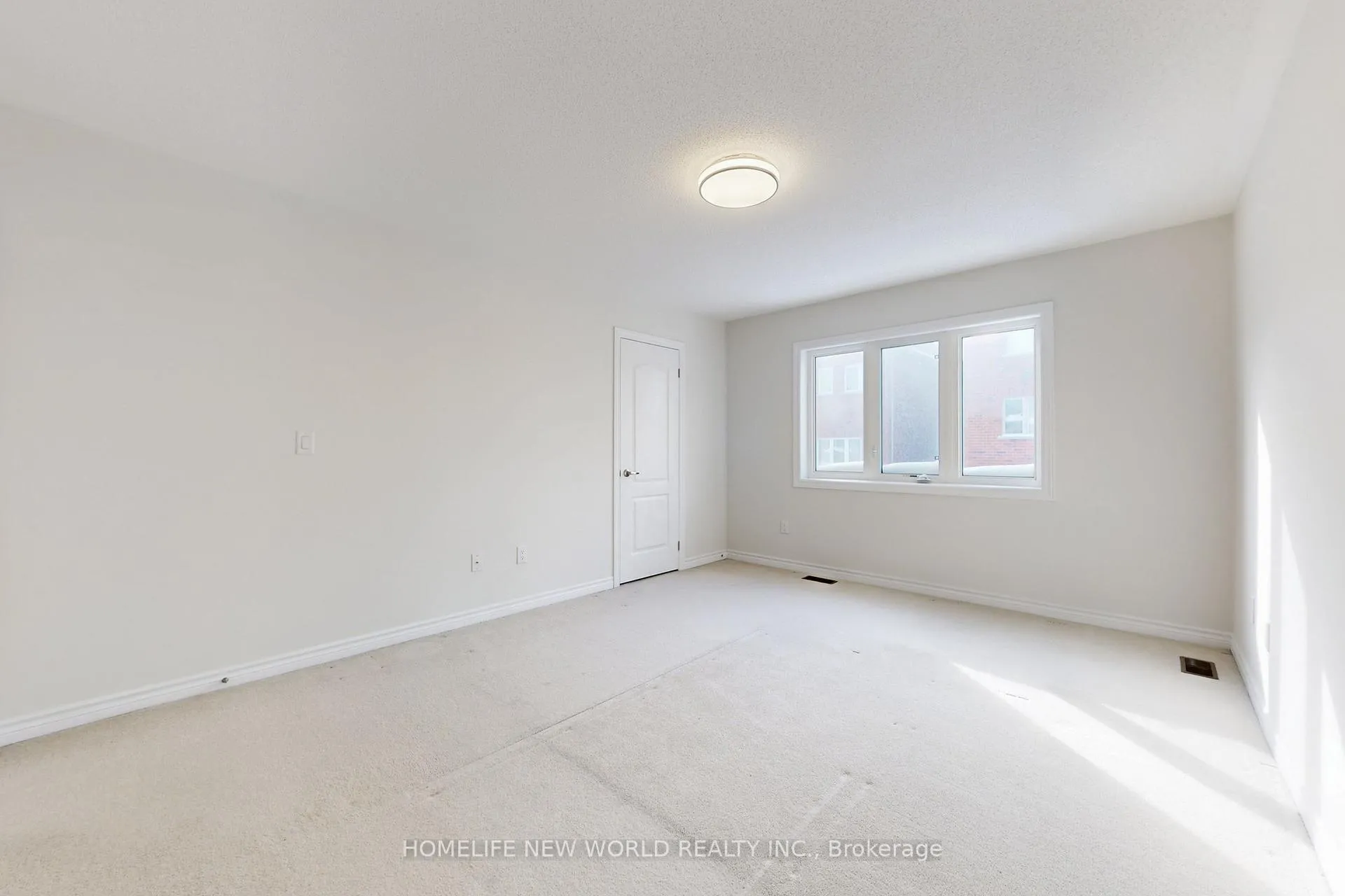 Photo 17 of 85 Living Crescent, Markham, Victoria Square — HOMEH
