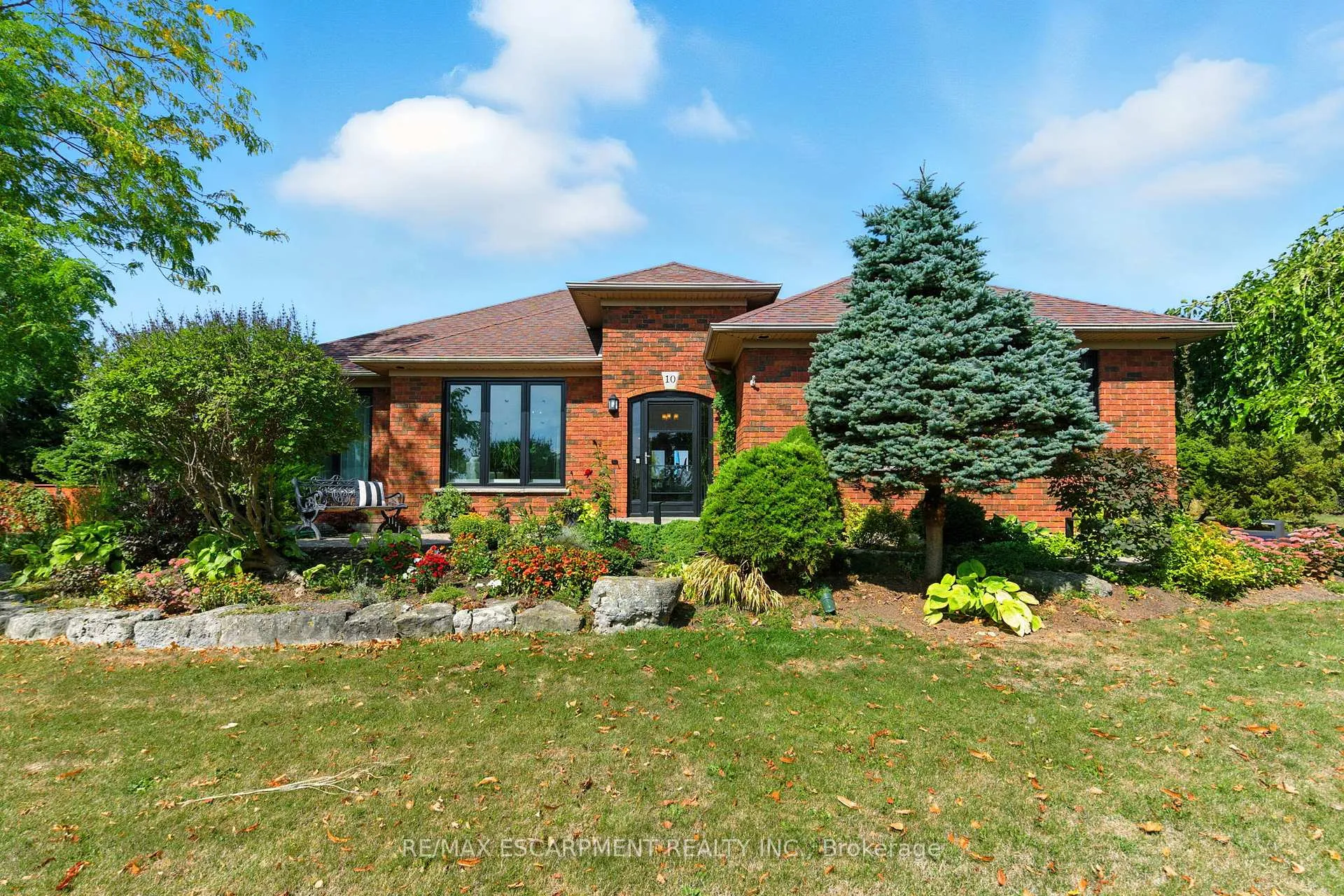 Front of 10 Featherstone Avenue