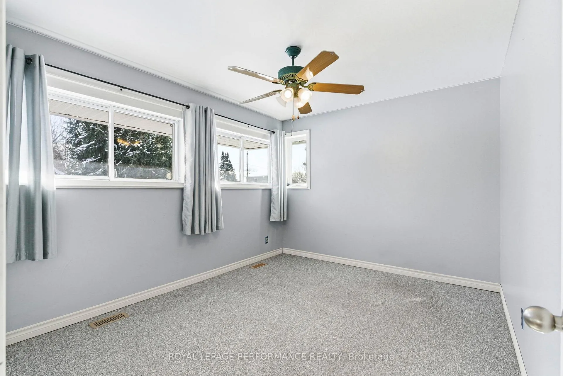 Photo 25 of 724 St Antoine Street, Cornwall — HOMEH