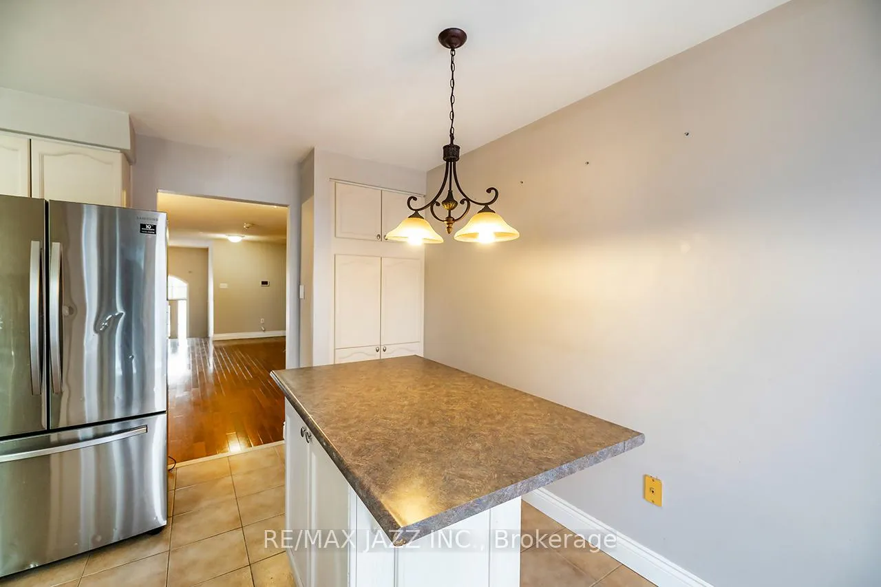 Photo 16 of 16 Goodwin Avenue, Clarington, Bowmanville — HOMEH