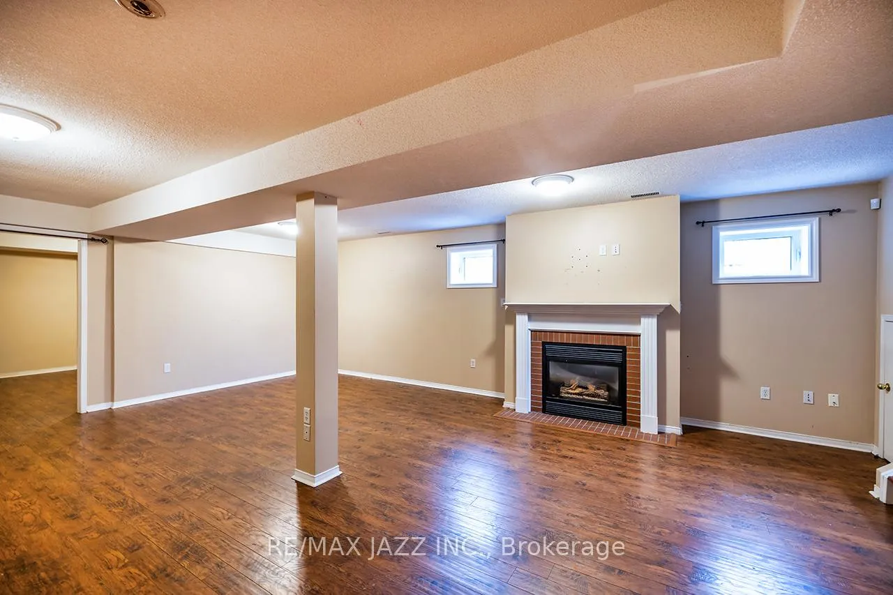 Photo 25 of 16 Goodwin Avenue, Clarington, Bowmanville — HOMEH