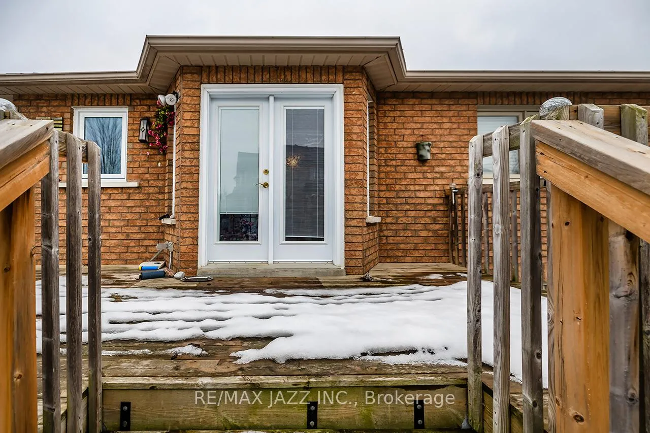 Photo 33 of 16 Goodwin Avenue, Clarington, Bowmanville — HOMEH