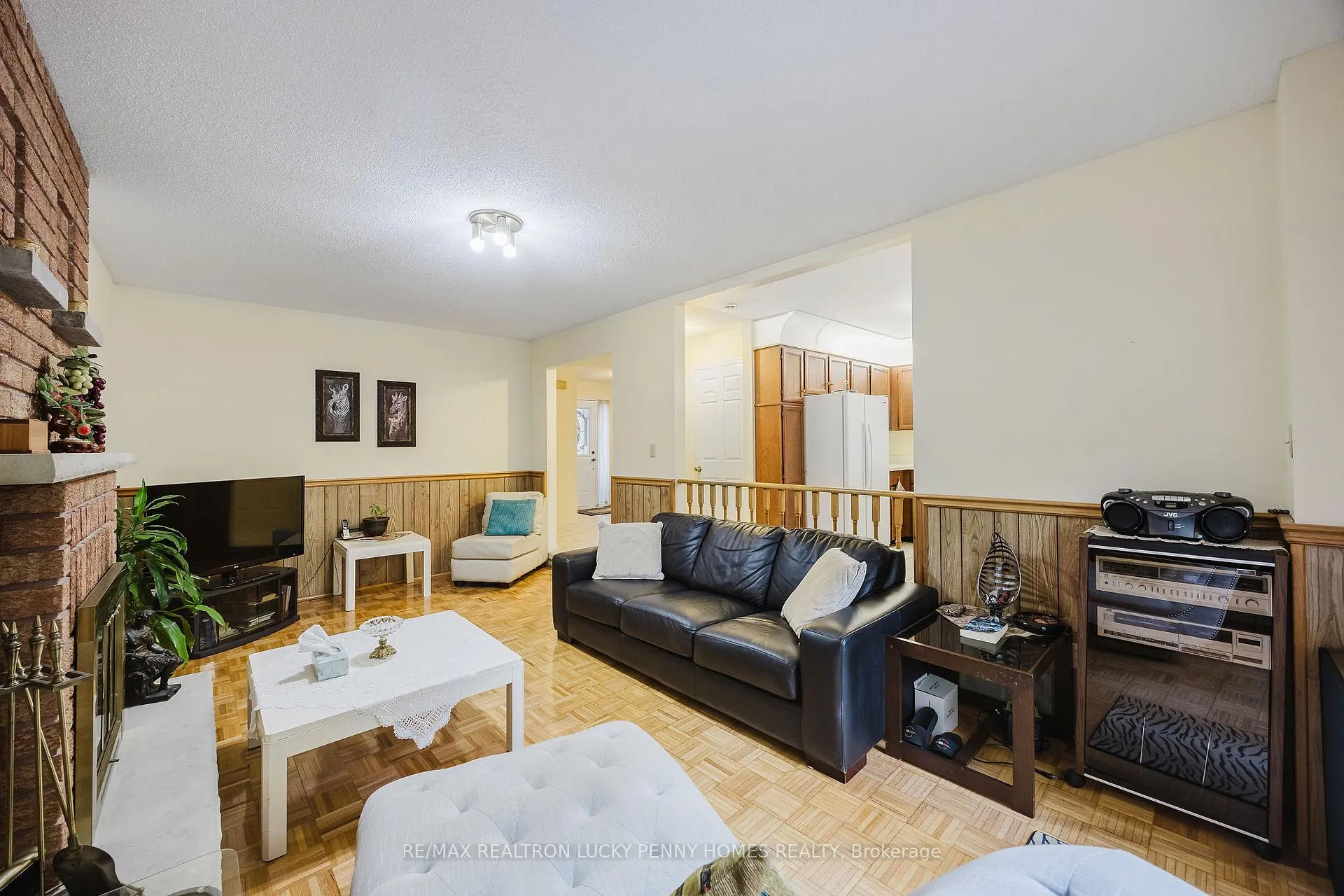Photo 8 of 170 Raymerville Drive, Markham, Raymerville — HOMEH