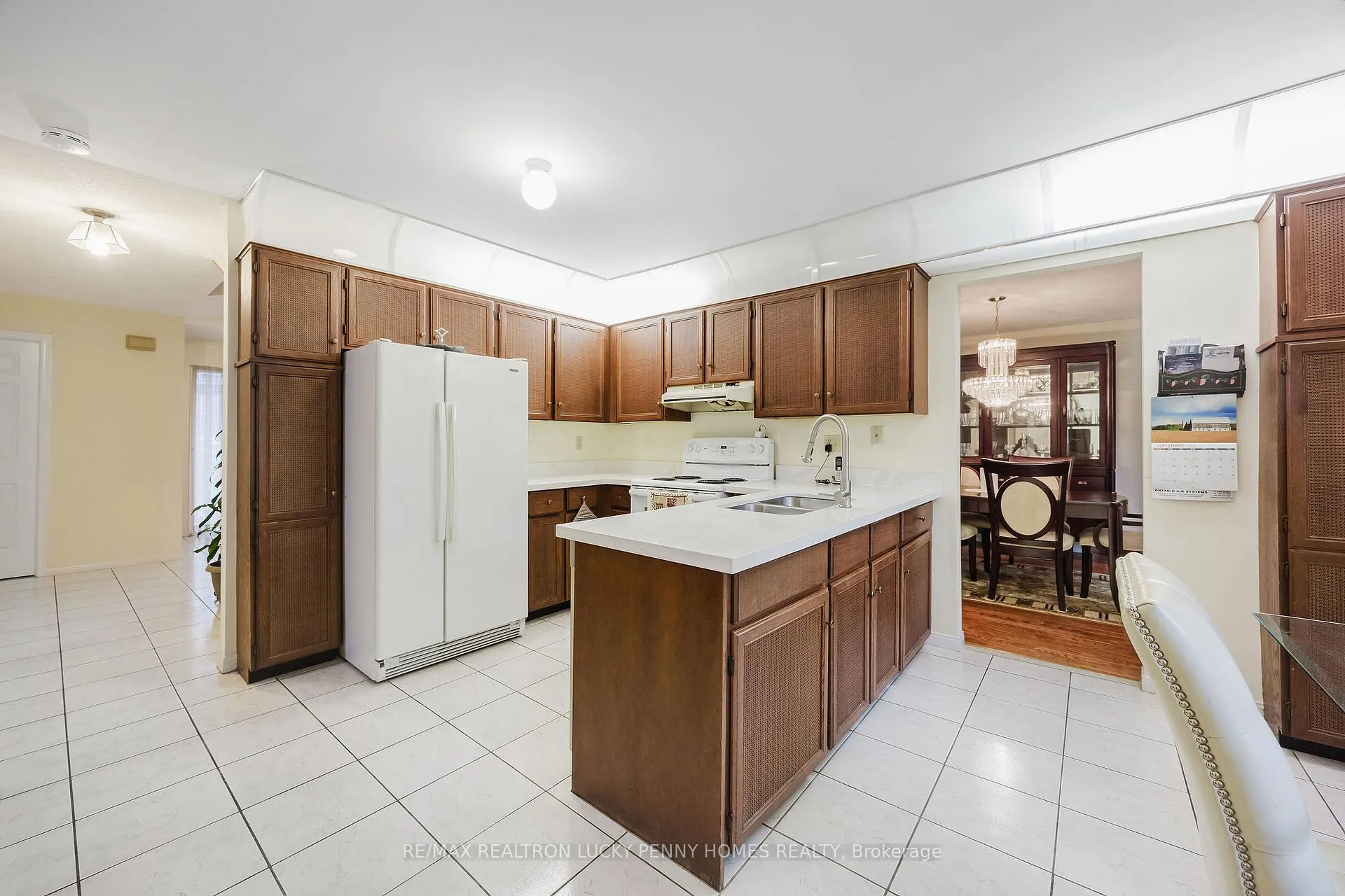 Photo 12 of 170 Raymerville Drive, Markham, Raymerville — HOMEH