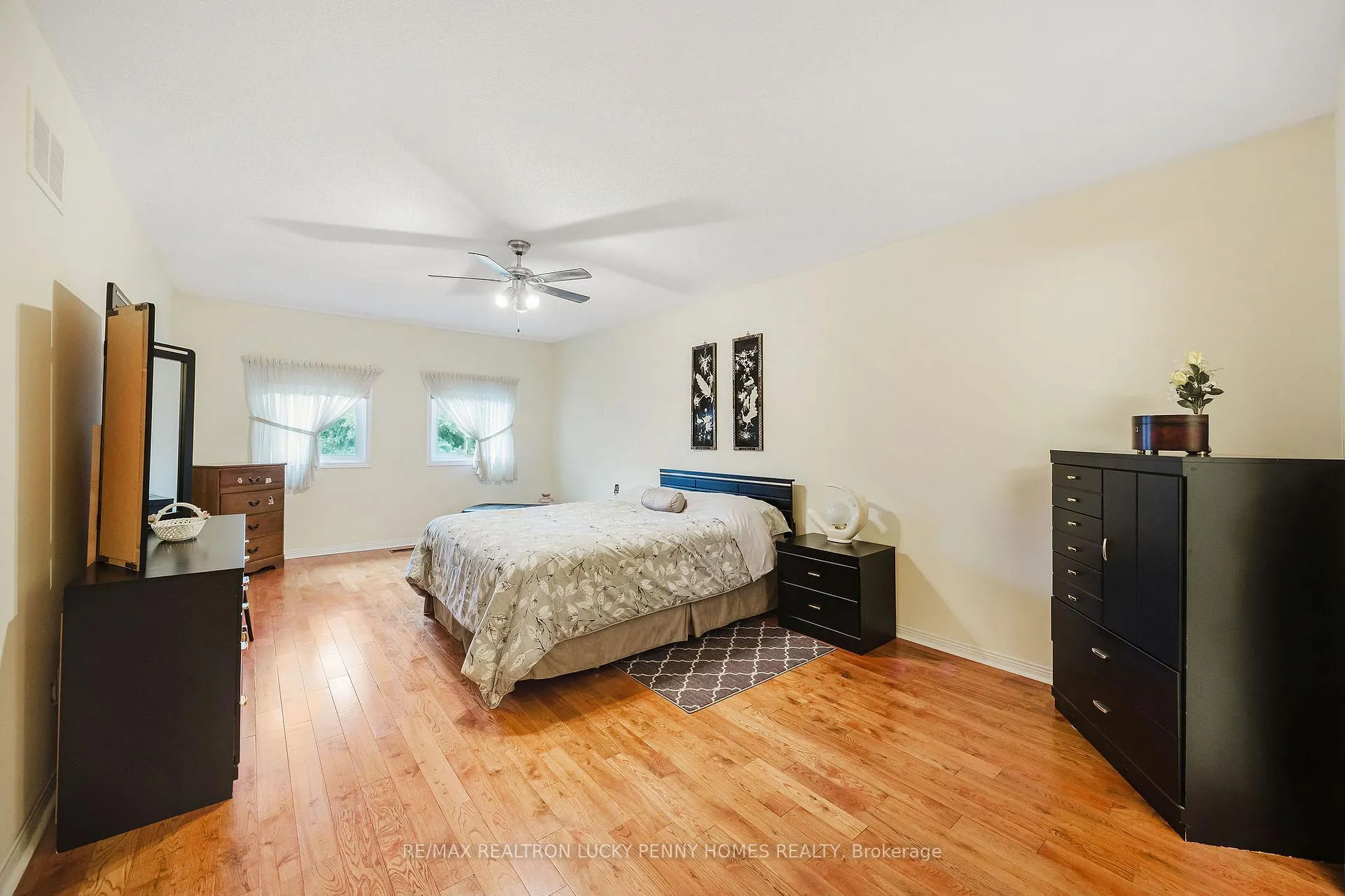 Photo 21 of 170 Raymerville Drive, Markham, Raymerville — HOMEH