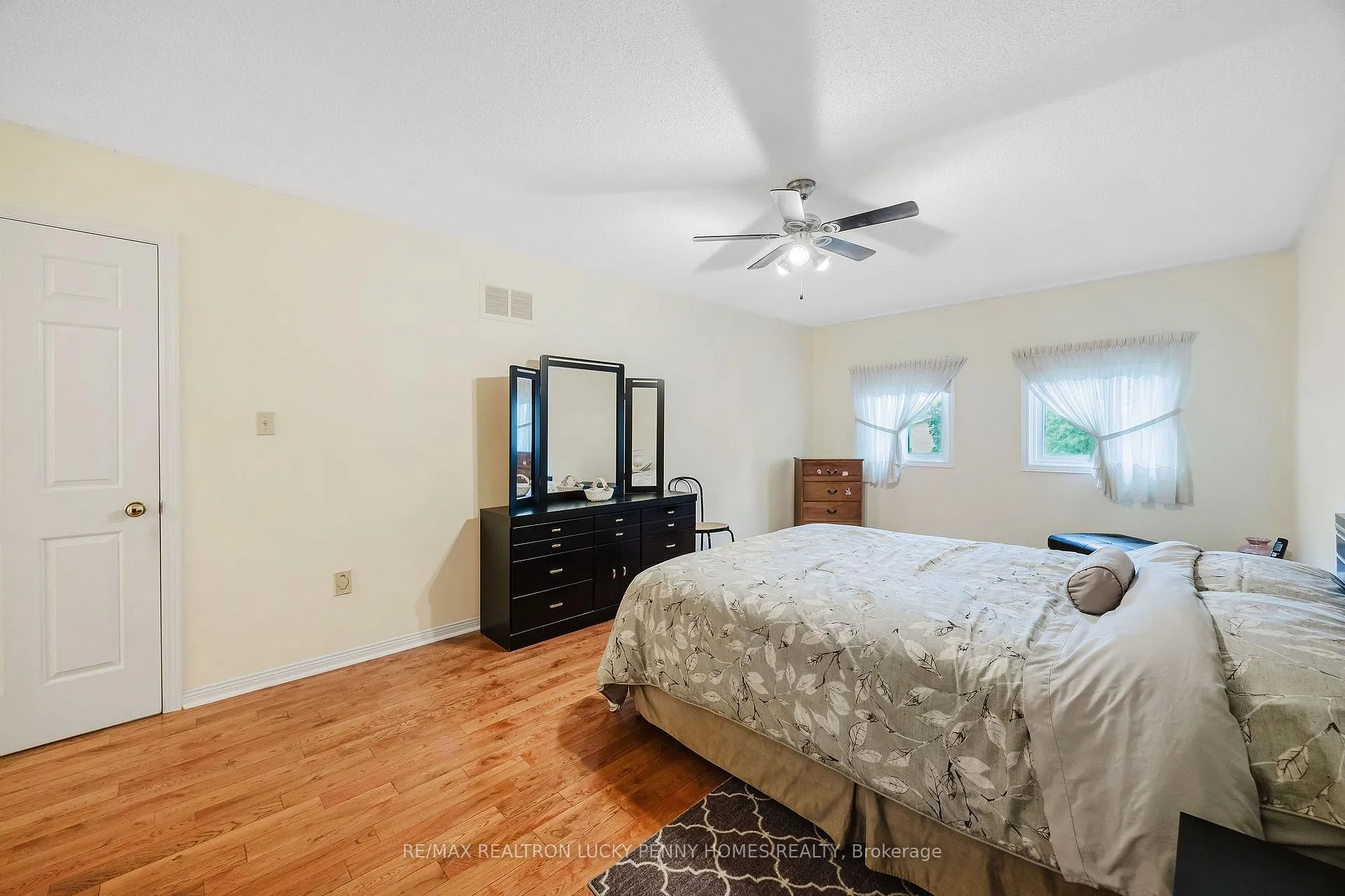 Photo 22 of 170 Raymerville Drive, Markham, Raymerville — HOMEH