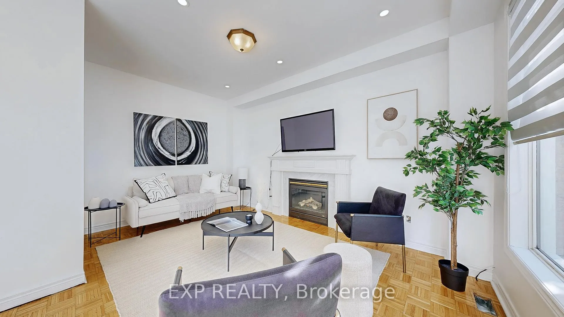Photo 9 of 19 La Rocca Avenue, Vaughan, Vellore Village — HOMEH