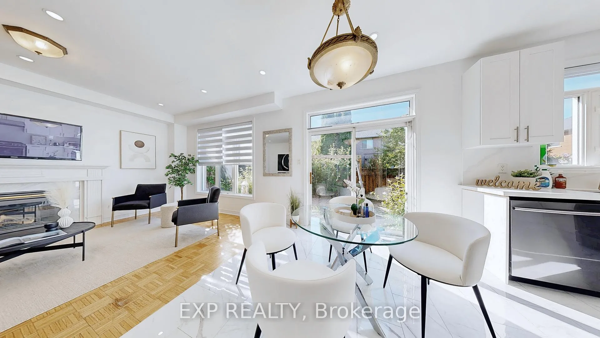 Photo 15 of 19 La Rocca Avenue, Vaughan, Vellore Village — HOMEH