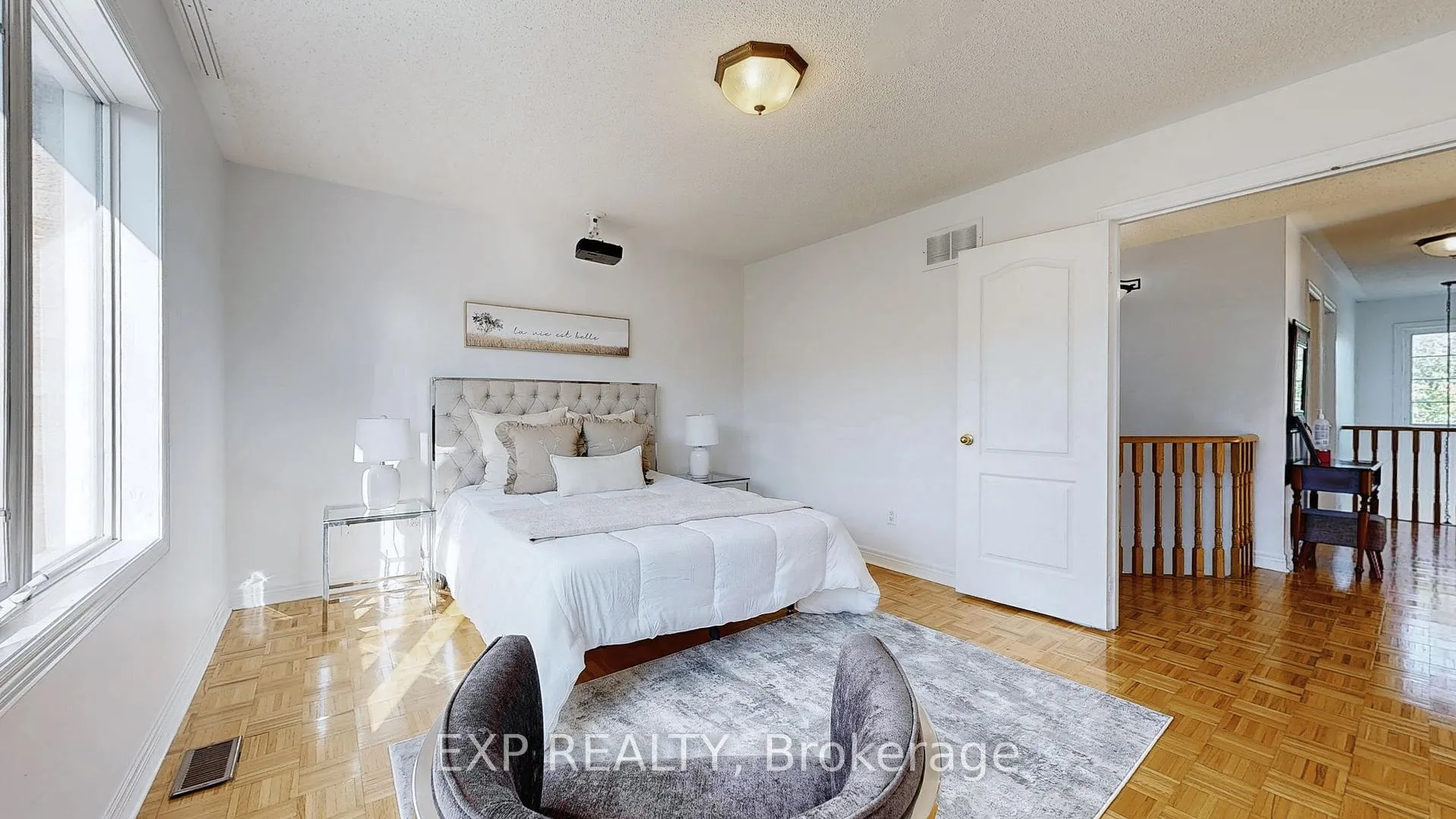 Photo 17 of 19 La Rocca Avenue, Vaughan, Vellore Village — HOMEH