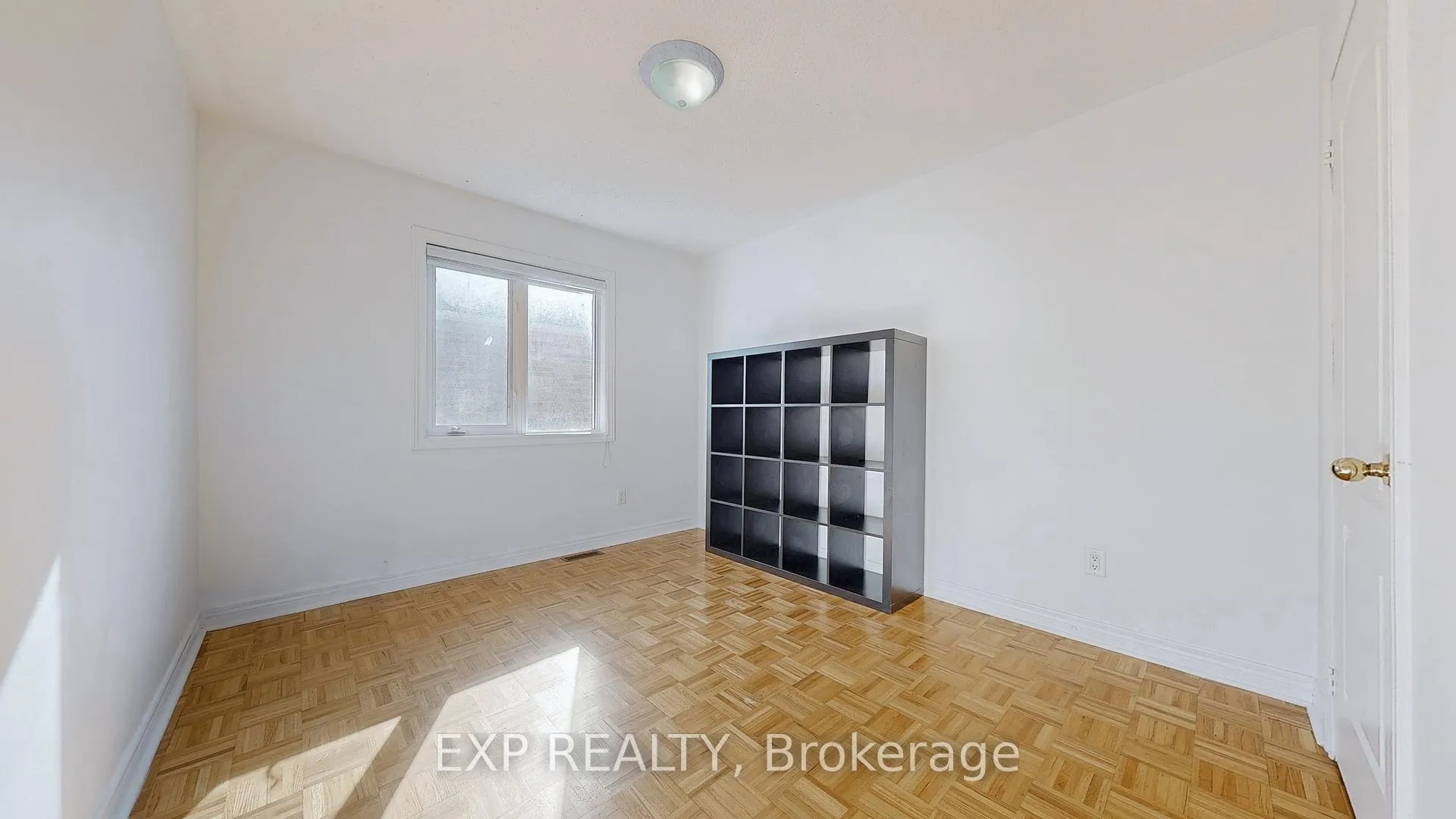 Photo 31 of 19 La Rocca Avenue, Vaughan, Vellore Village — HOMEH