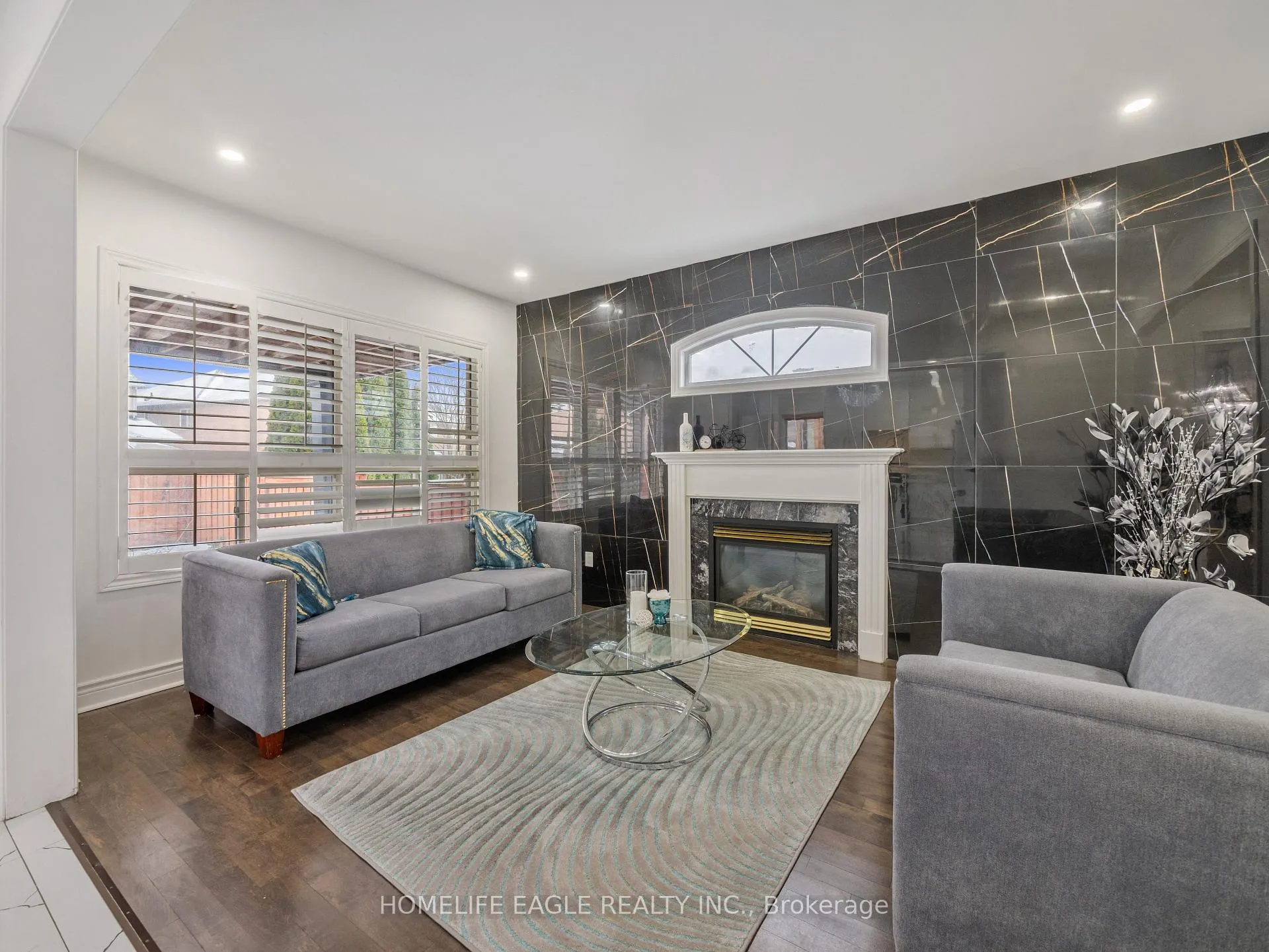 Photo 4 of 85 Lio Avenue, Vaughan, Sonoma Heights — HOMEH
