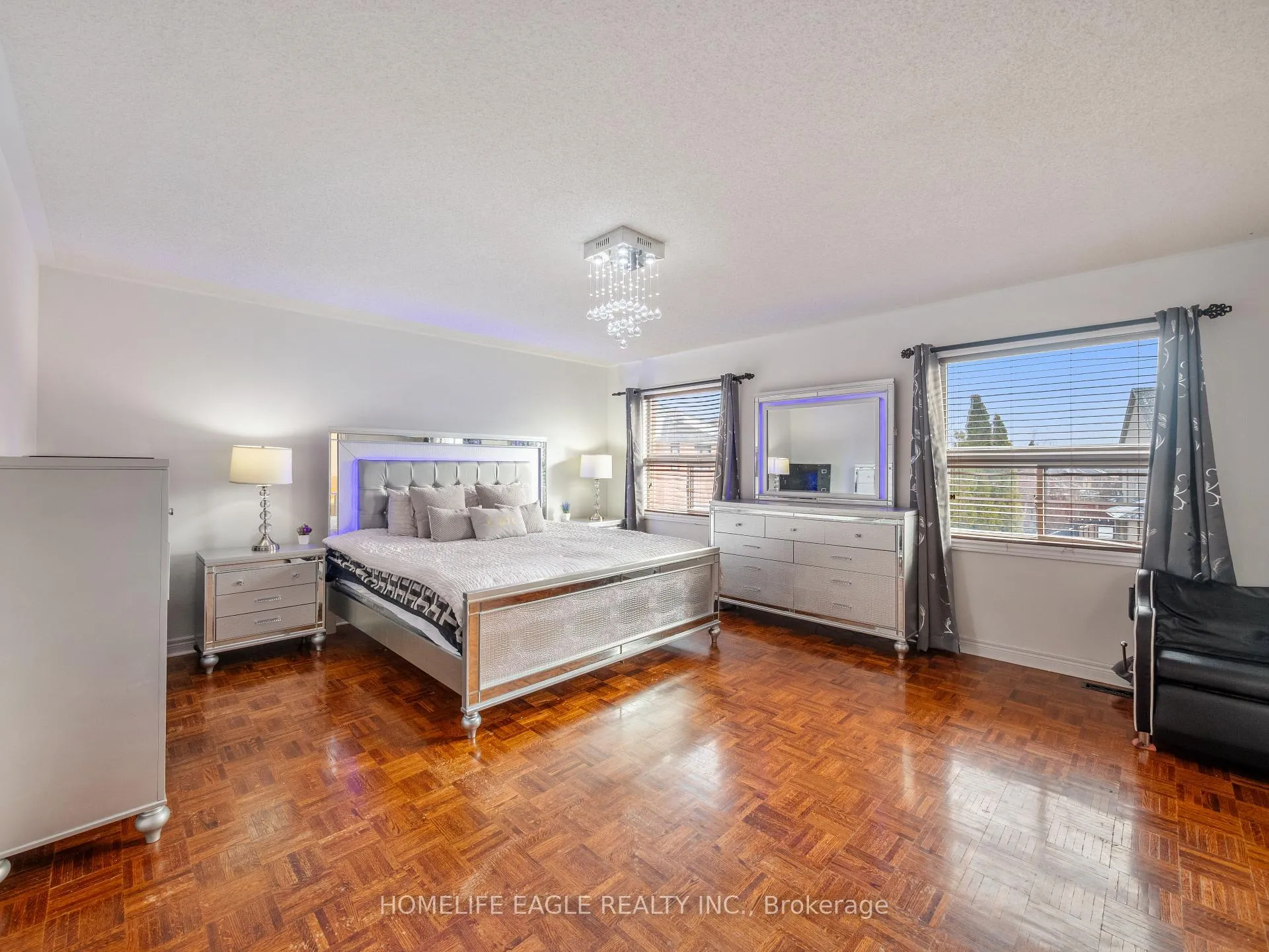 Photo 16 of 85 Lio Avenue, Vaughan, Sonoma Heights — HOMEH