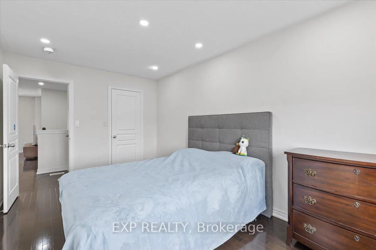 Photo 14 of 92 East's Corners Boulevard, Vaughan, Kleinburg — HOMEH