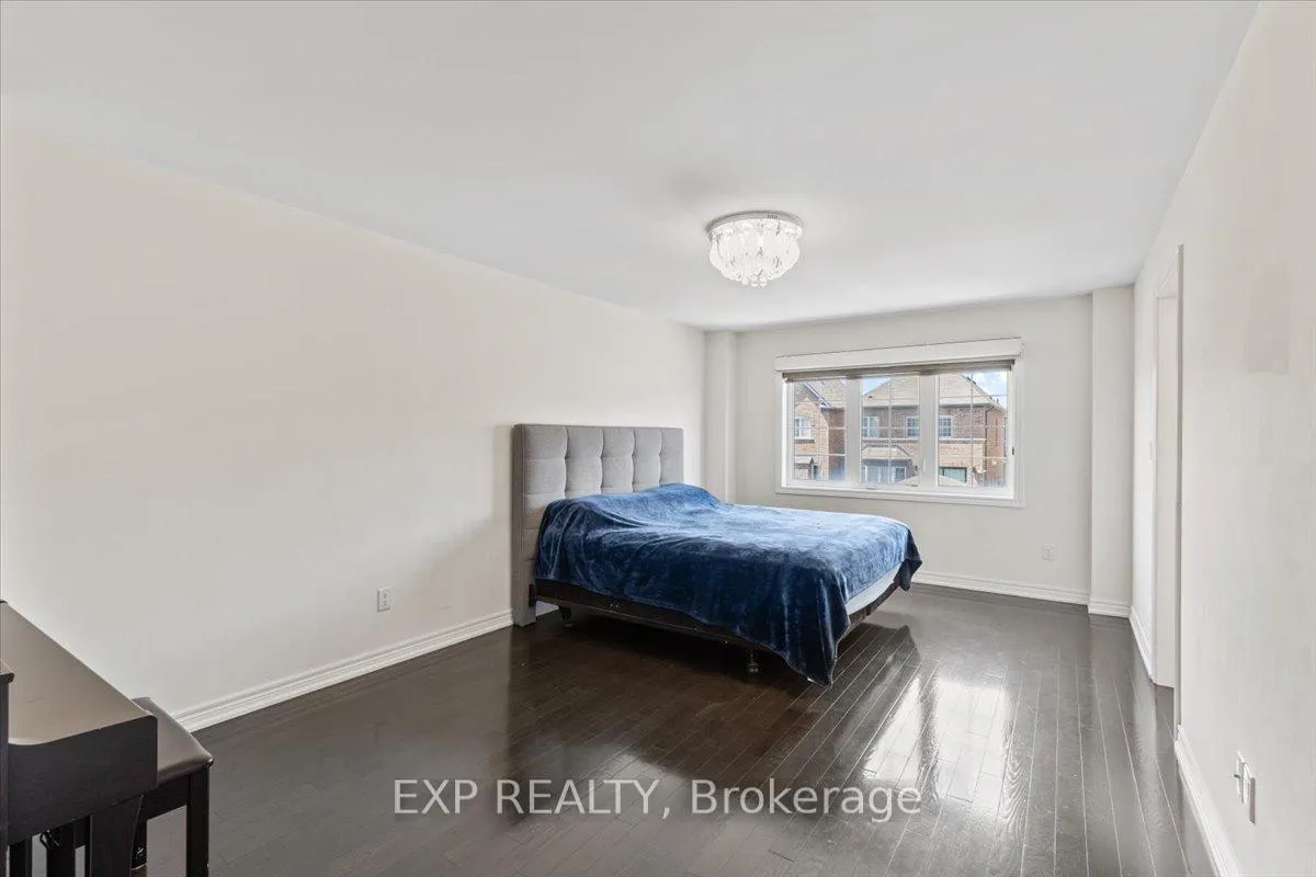 Photo 19 of 92 East's Corners Boulevard, Vaughan, Kleinburg — HOMEH