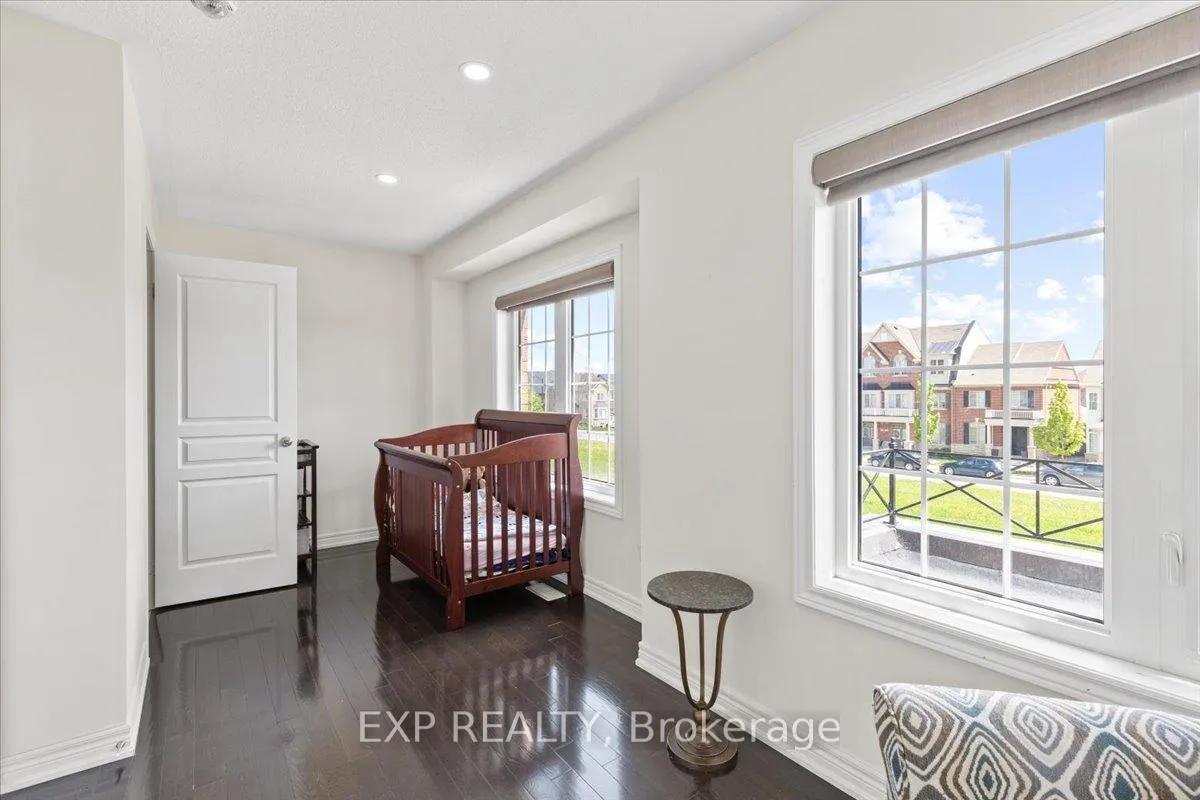 Photo 22 of 92 East's Corners Boulevard, Vaughan, Kleinburg — HOMEH