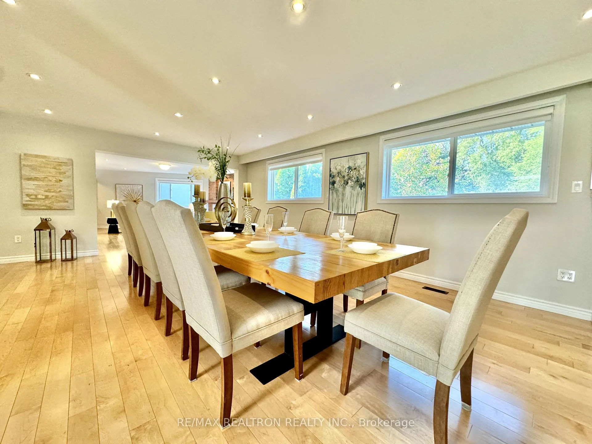 Photo 11 of 44 Fairway Heights Drive, Markham, Bayview Fairway-Bayview Country Club Estates — HOMEH