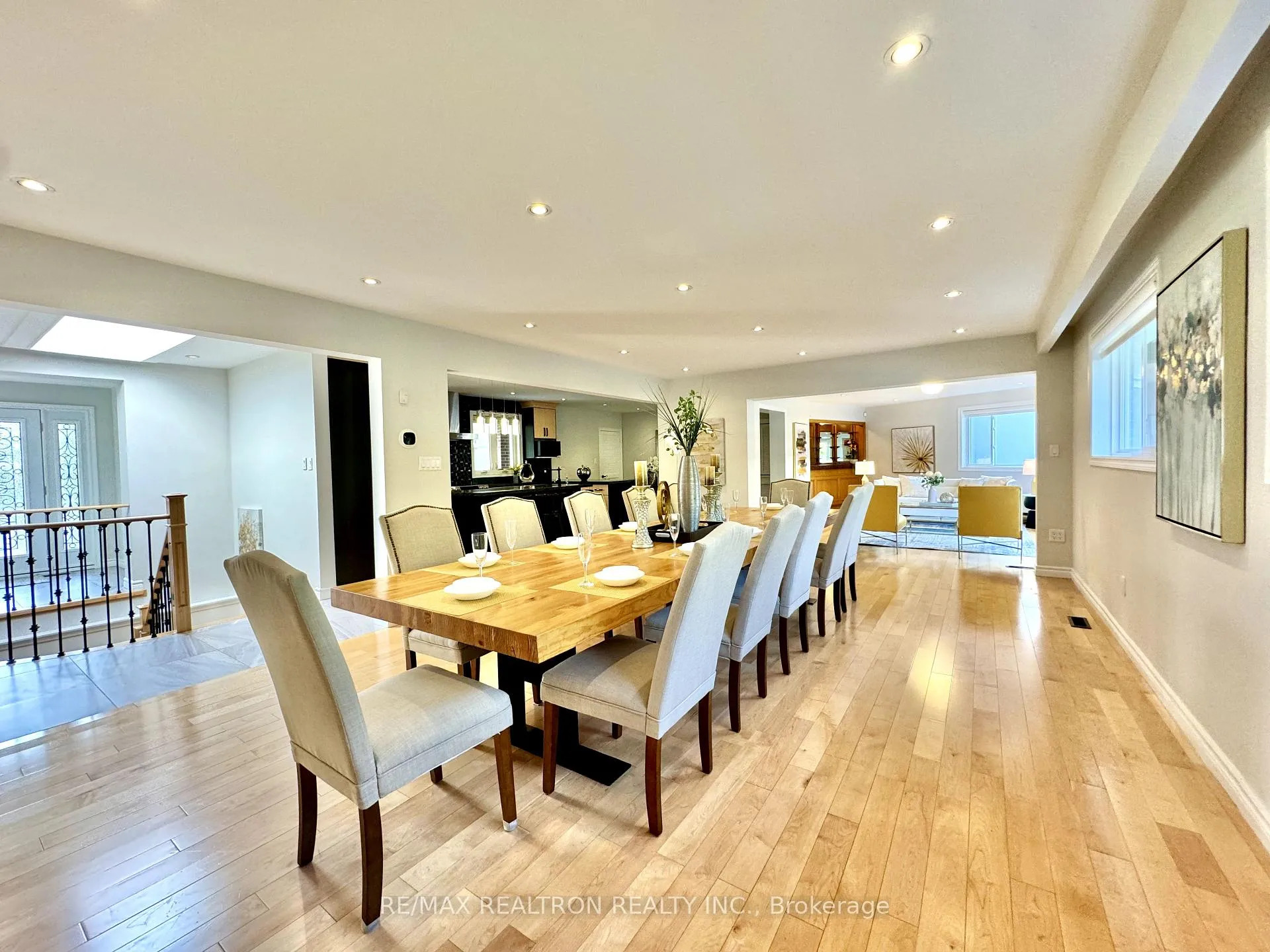 Photo 12 of 44 Fairway Heights Drive, Markham, Bayview Fairway-Bayview Country Club Estates — HOMEH
