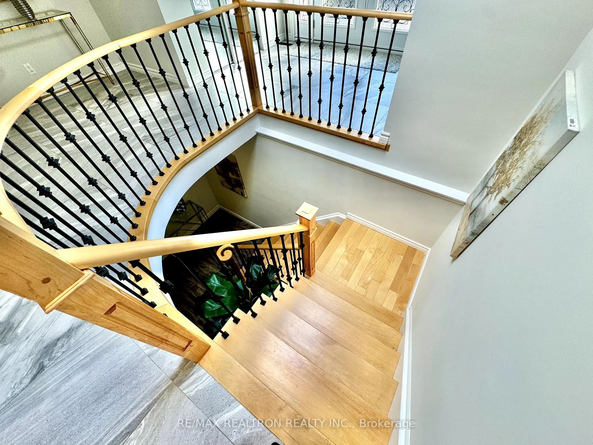 Photo 24 of 44 Fairway Heights Drive, Markham, Bayview Fairway-Bayview Country Club Estates — HOMEH