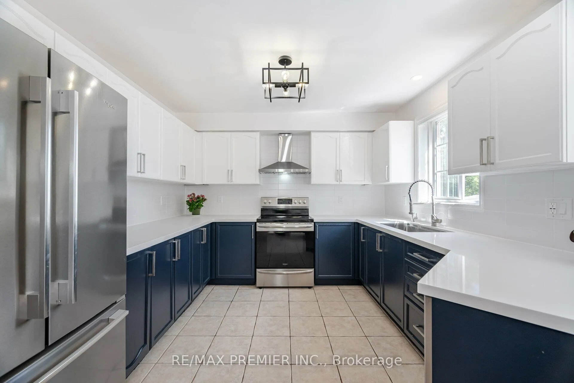 Photo 10 of 2233 Nevils Street, Innisfil, Alcona — HOMEH